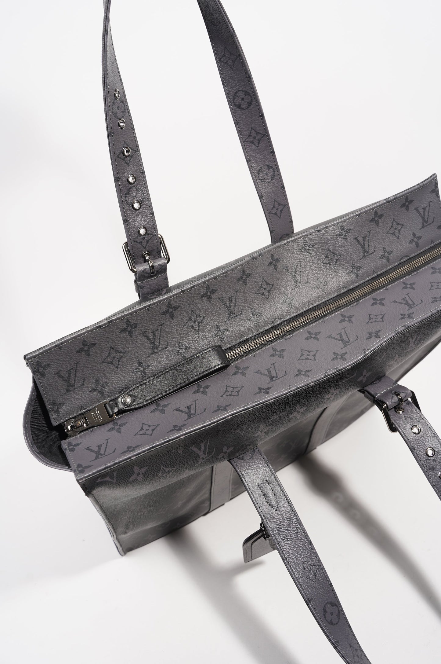 Louis Vuitton Mens New Cabas Zippe GM