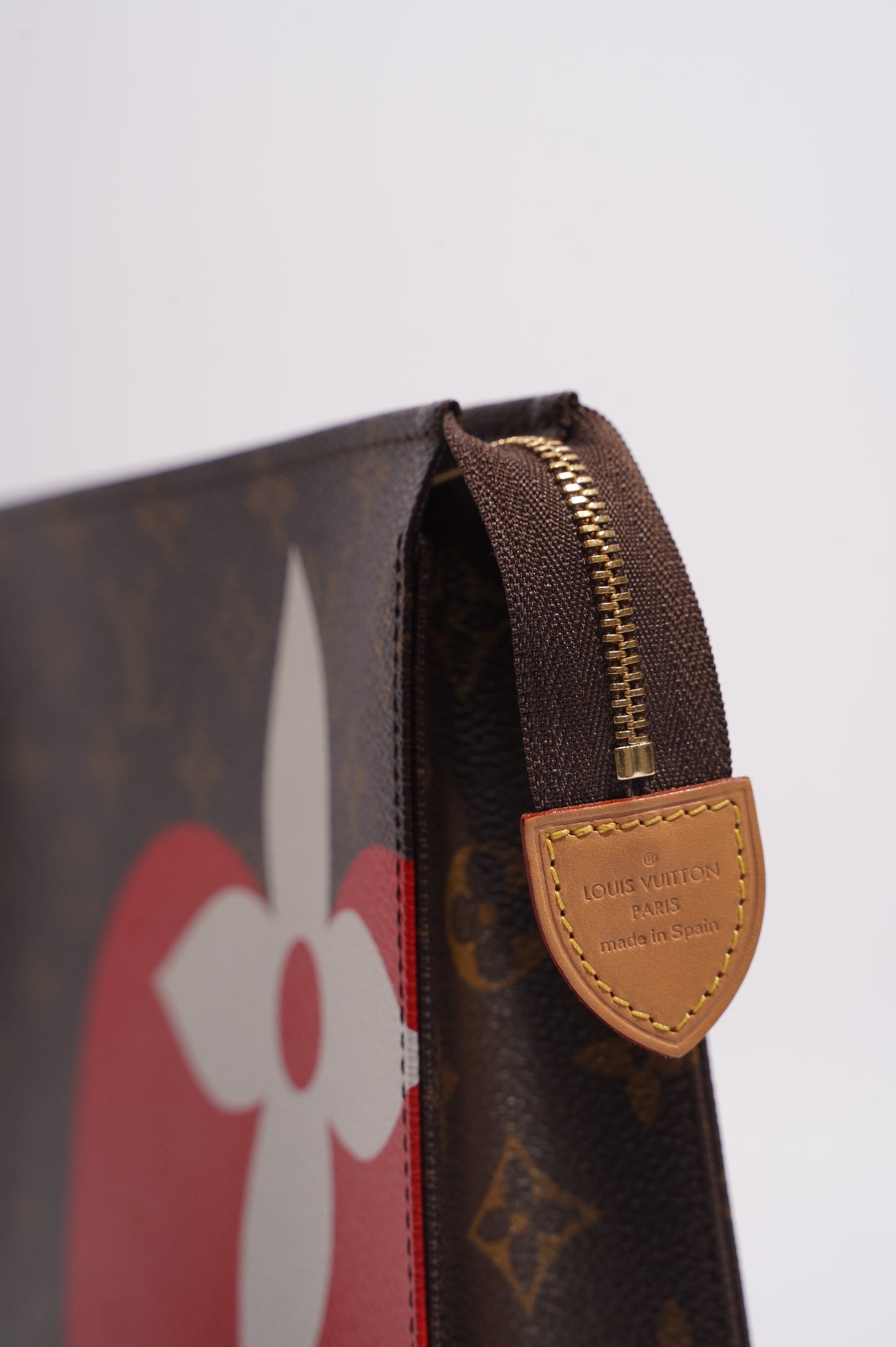 Louis Vuitton Womens Game On Toiletry 26 Pouch Monogram Canvas