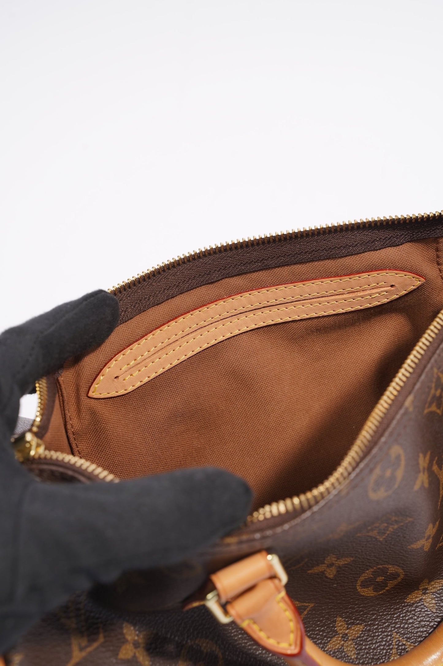 Louis Vuitton Womens Speedy Monogram 30