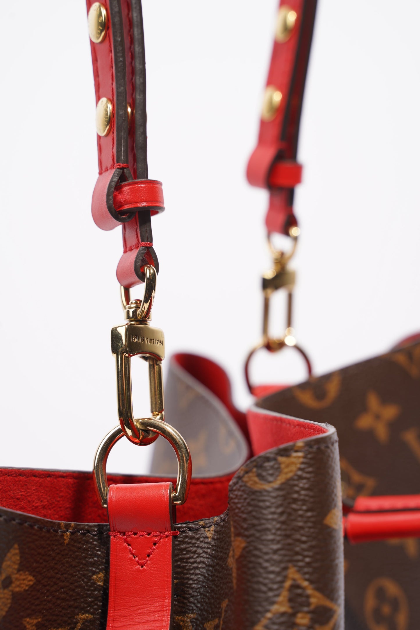 Louis Vuitton Womens Neo Noe Monogram Red