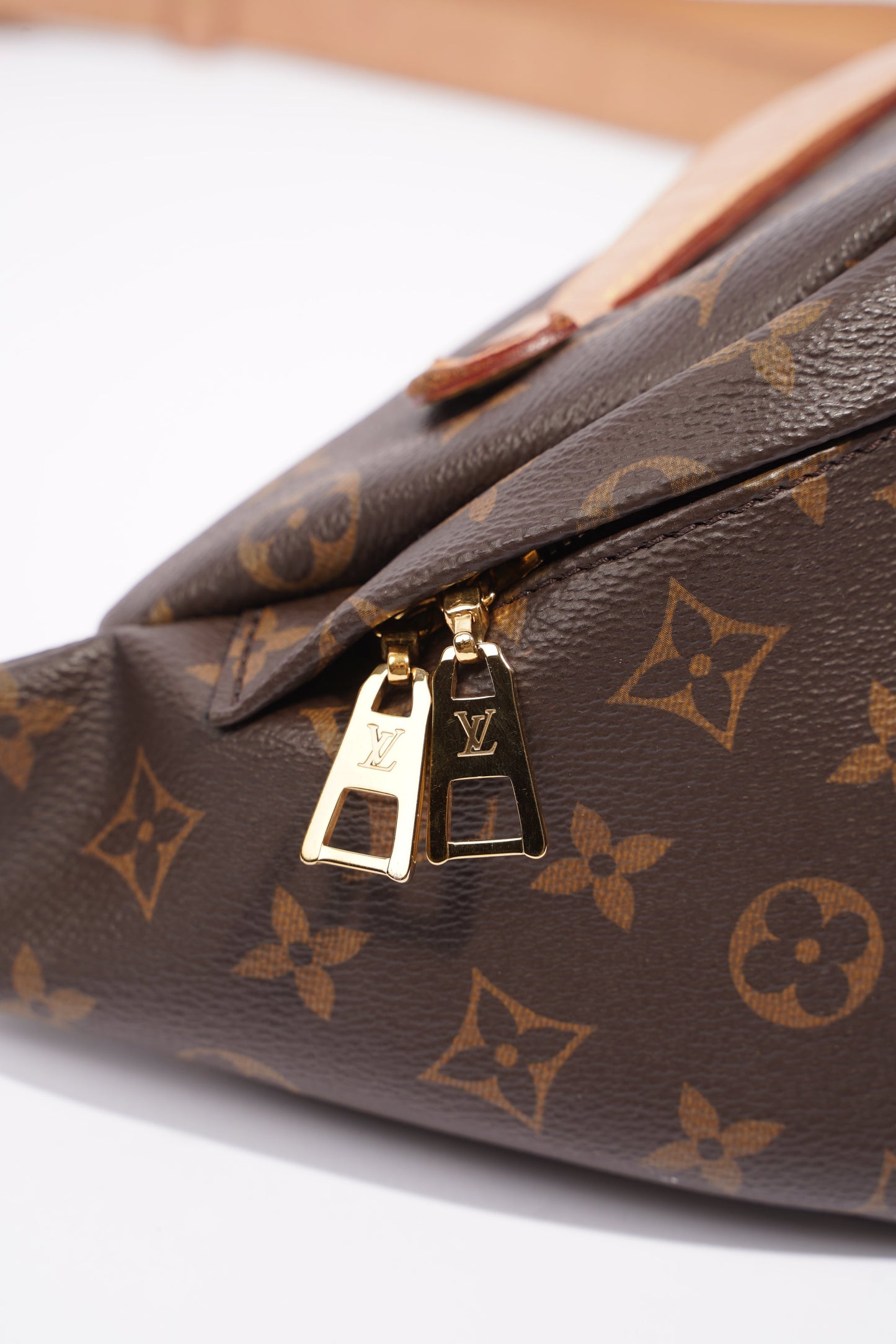 Louis Vuitton Womens Bum Bag Monogram