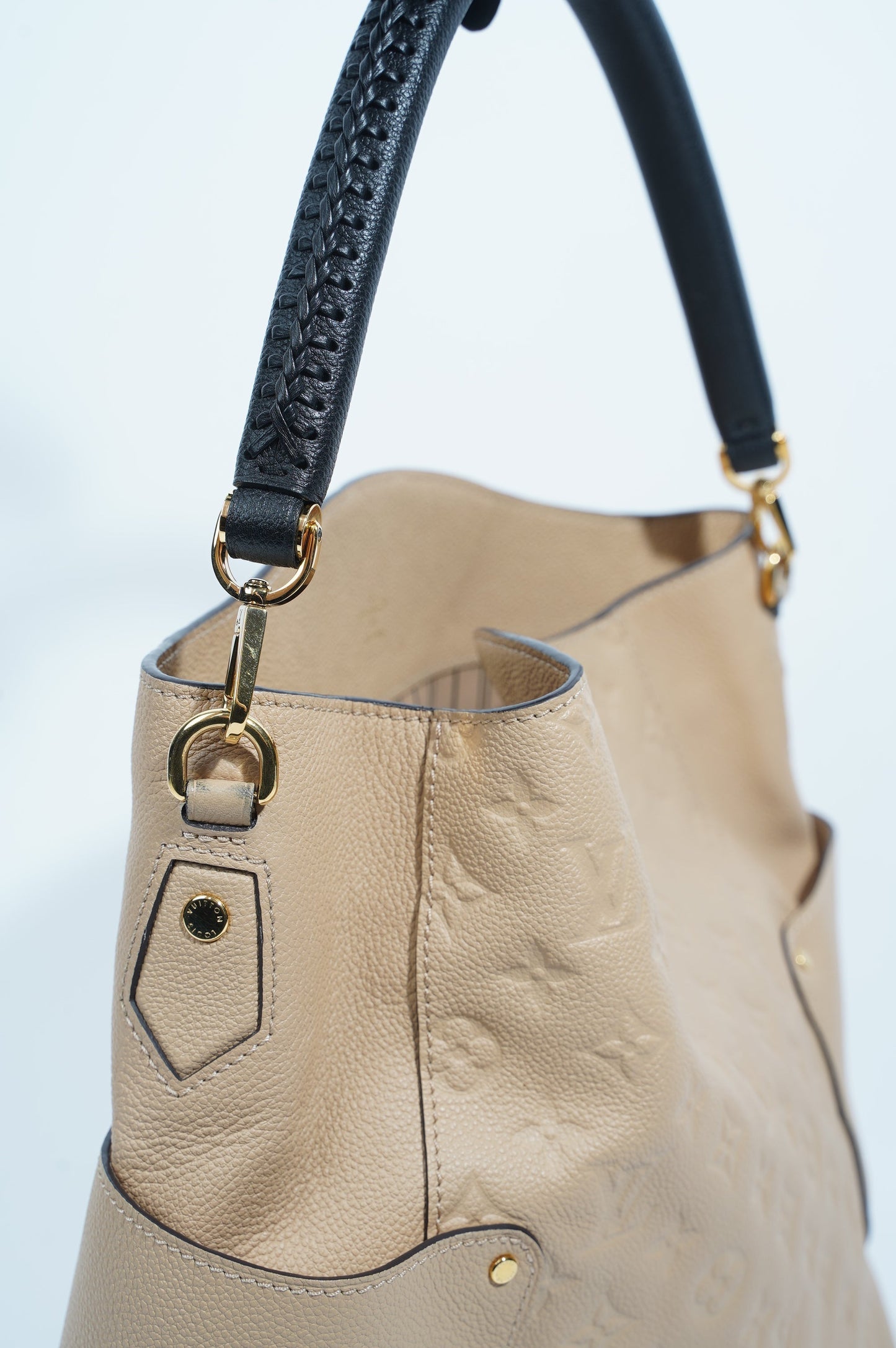 Louis Vuitton Womens Bagatelle Hobo Bag