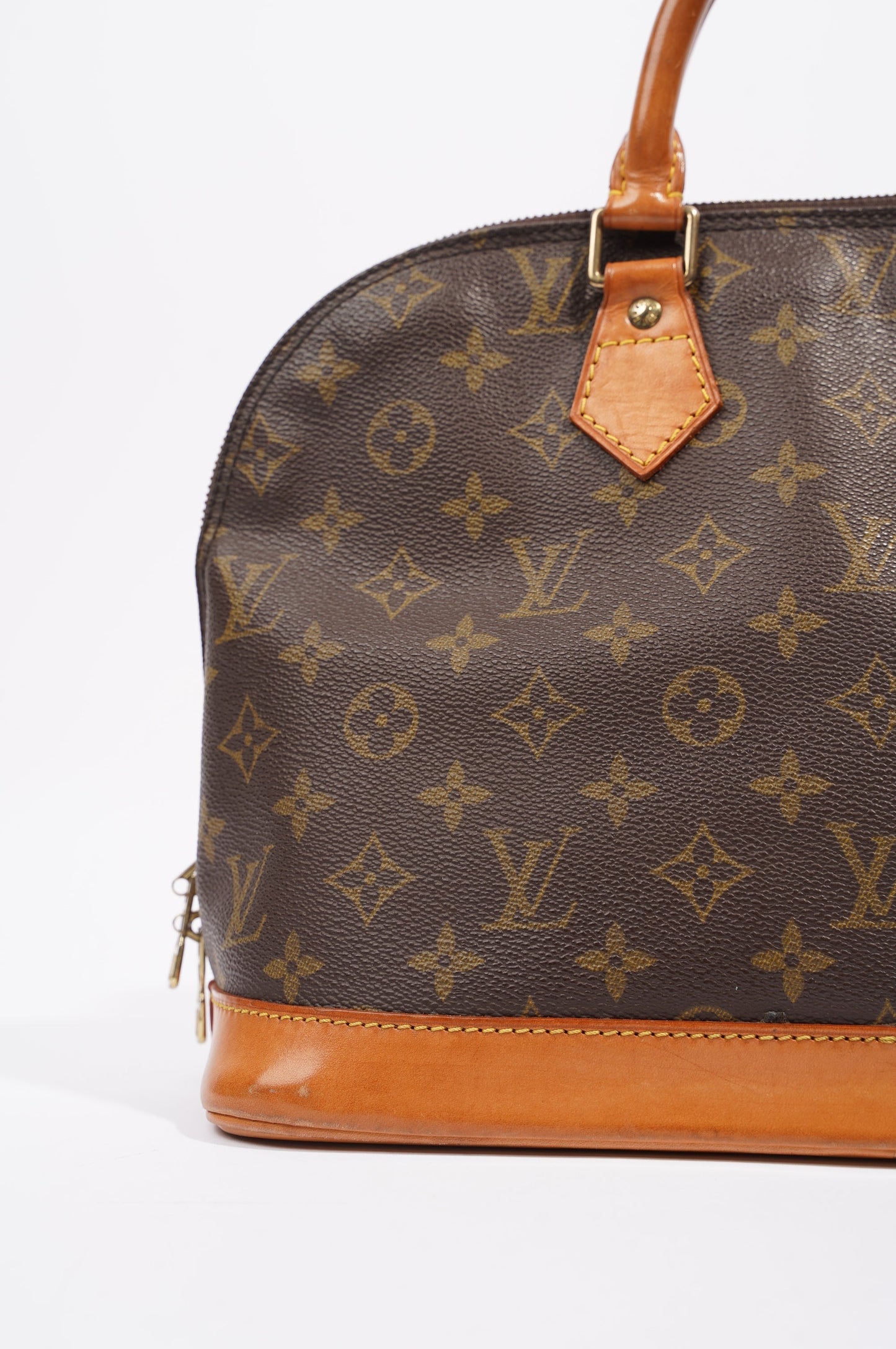 Louis Vuitton Womens Vintage Alma Monogram PM