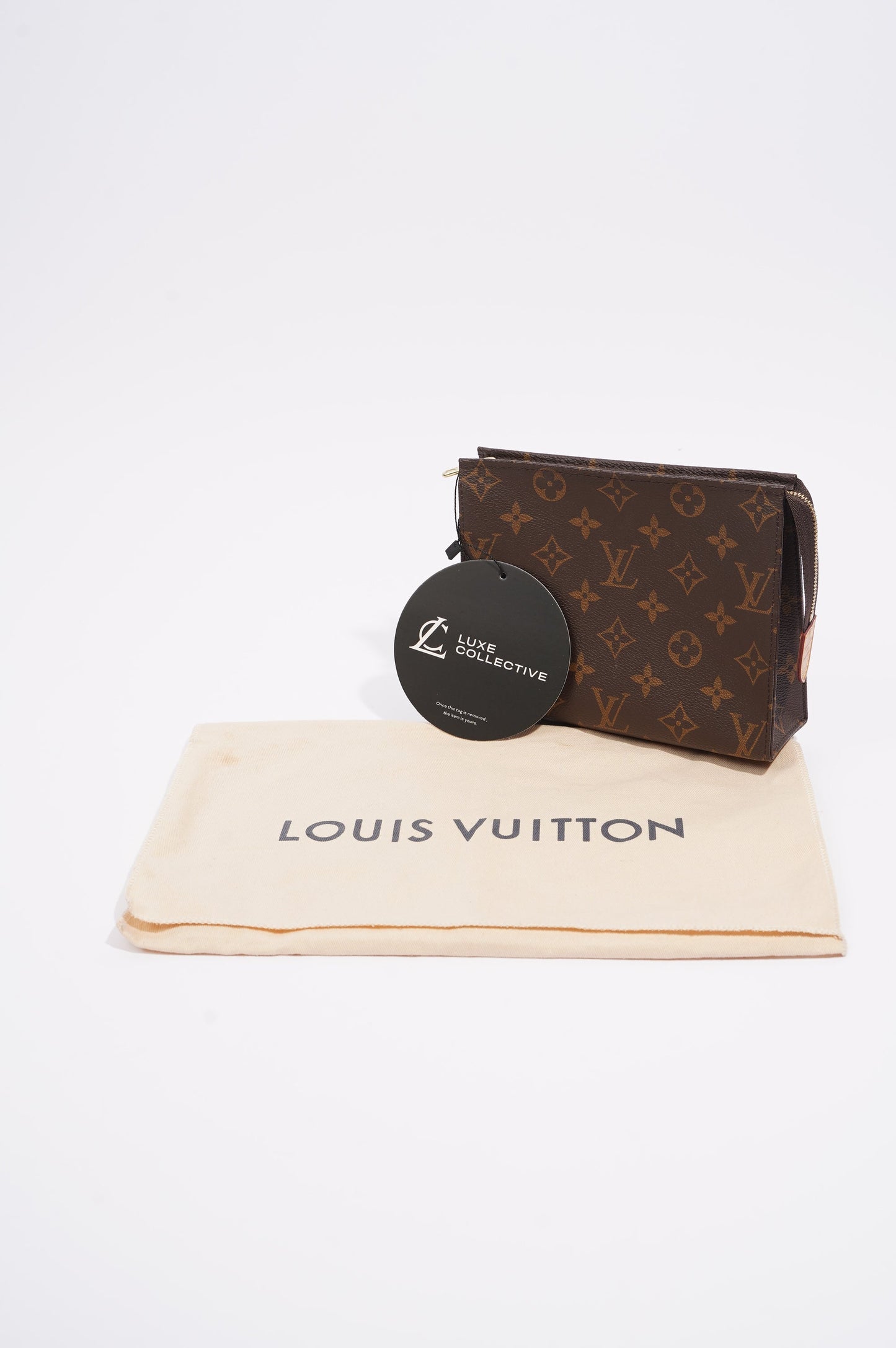Louis Vuitton Womens Toiletry Monogram 19