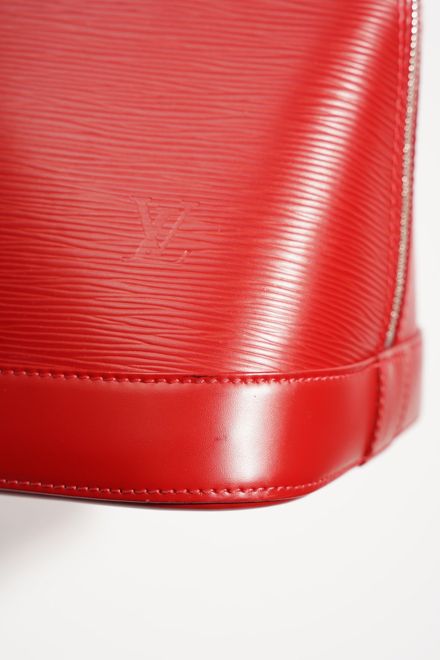 Louis Vuitton Womens Alma Red Epi Leather PM