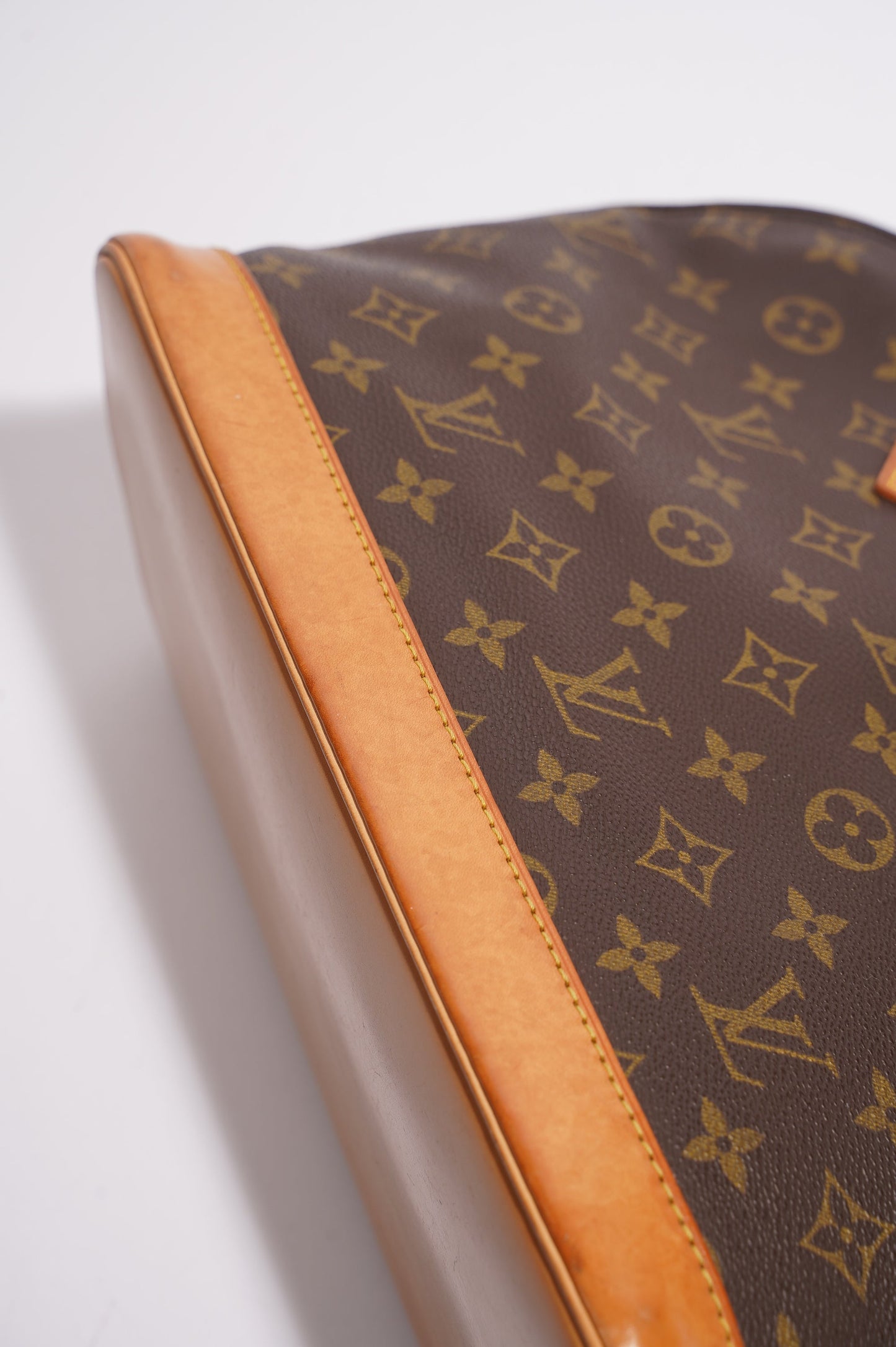 Louis Vuitton Womens Vintage Alma Monogram PM