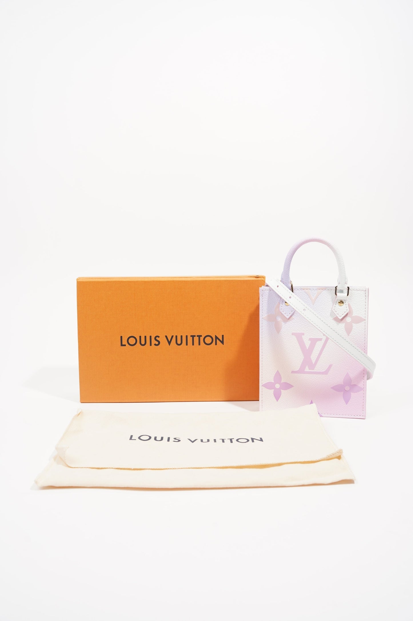 Louis Vuitton Womens Petit Sac Plat