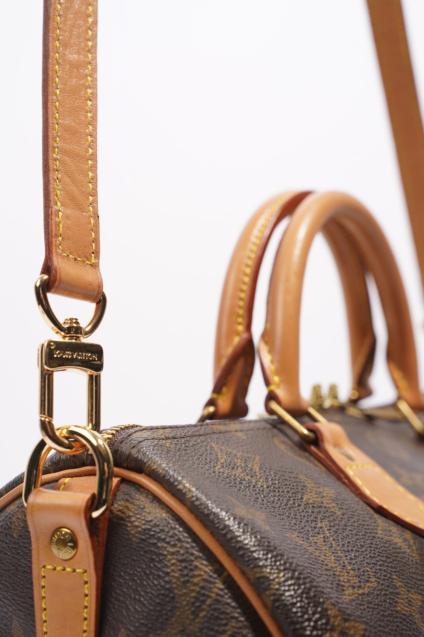 Louis Vuitton Womens Speedy Bandouliere Monogram 30