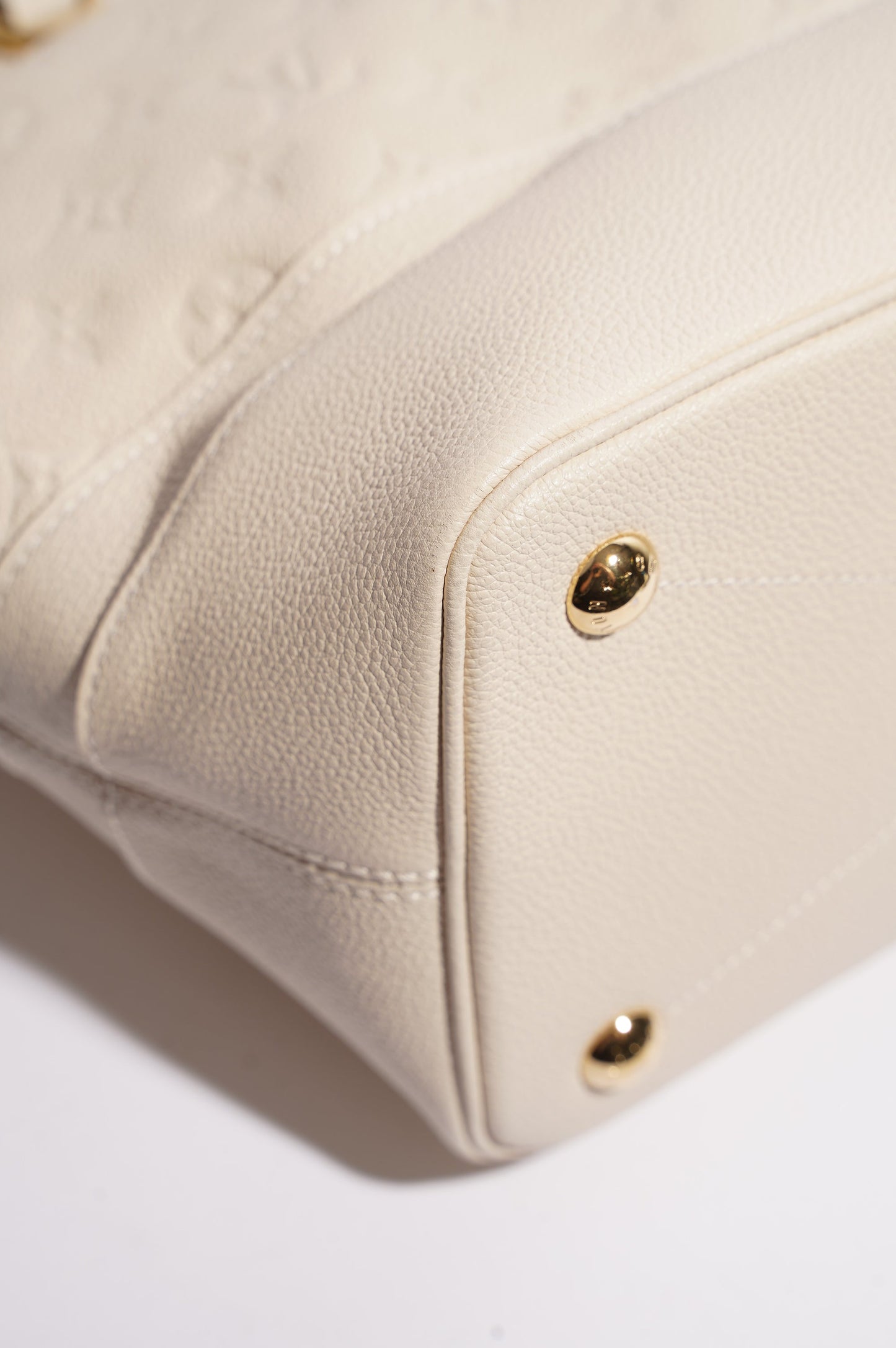 Louis Vuitton Womens Citadine Tote Cream GM
