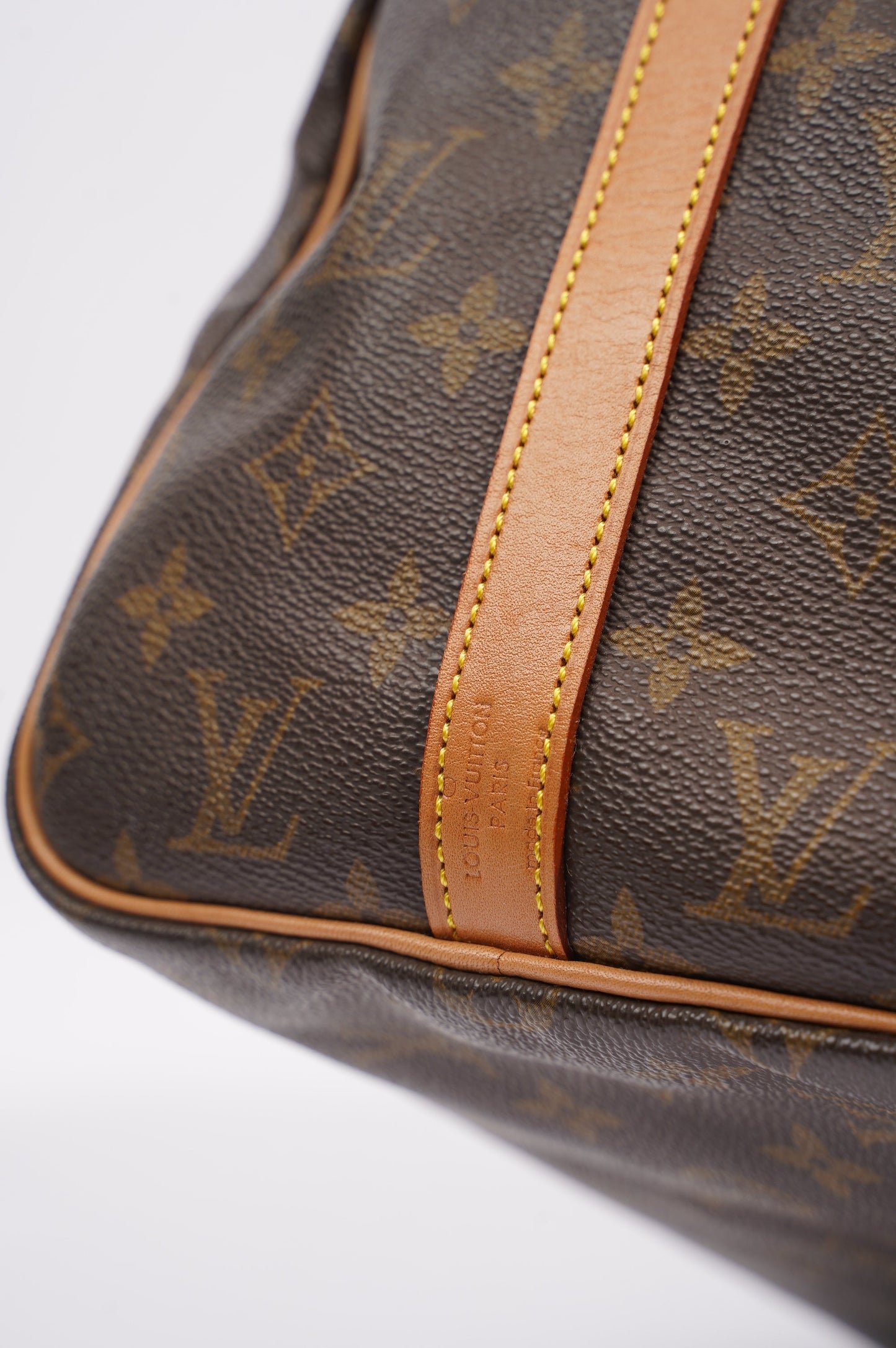 Louis Vuitton Womens Speedy Bandouliere Monogram 30