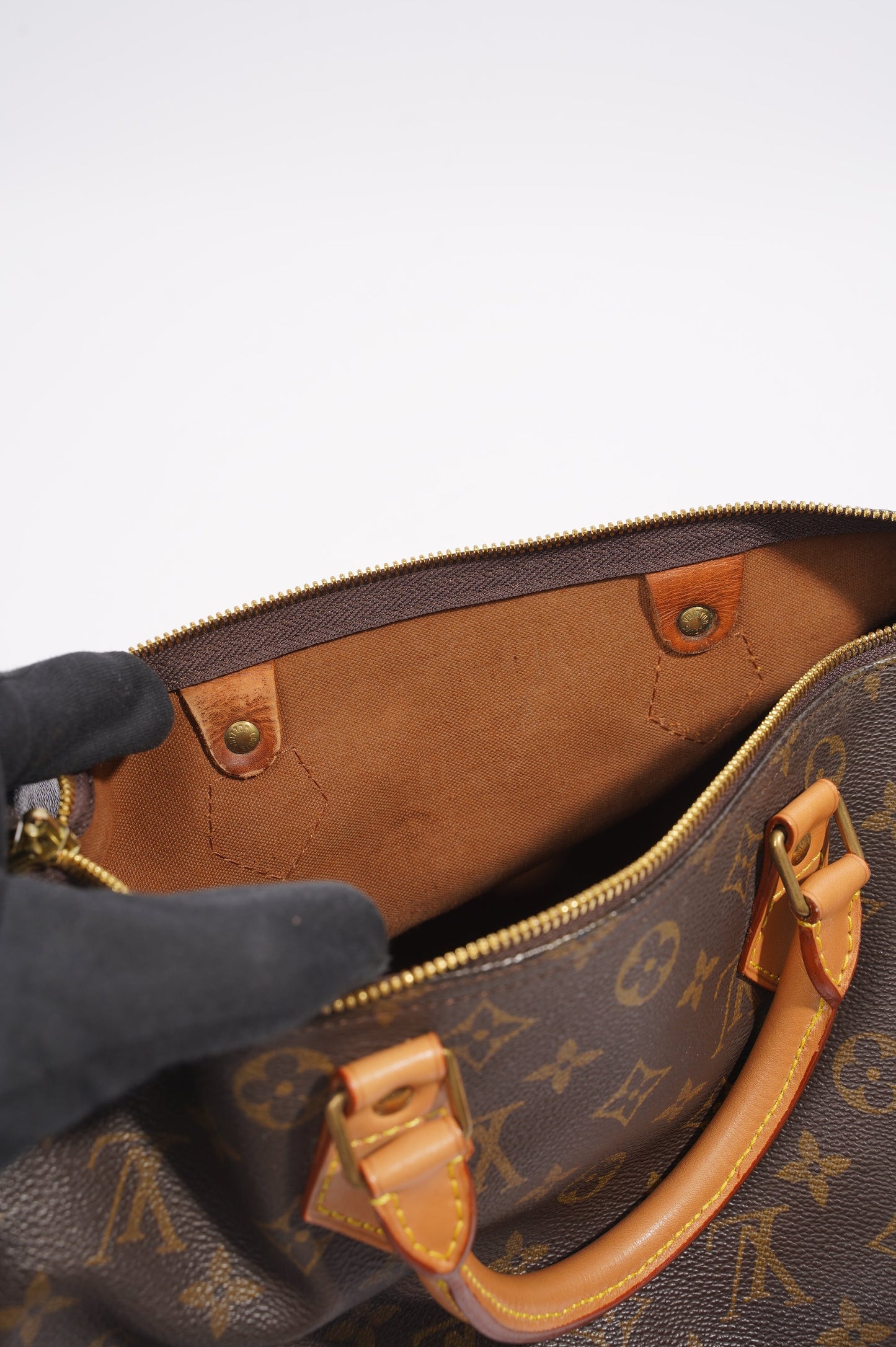 Louis Vuitton Womens Speedy Bandouliere Monogram 30