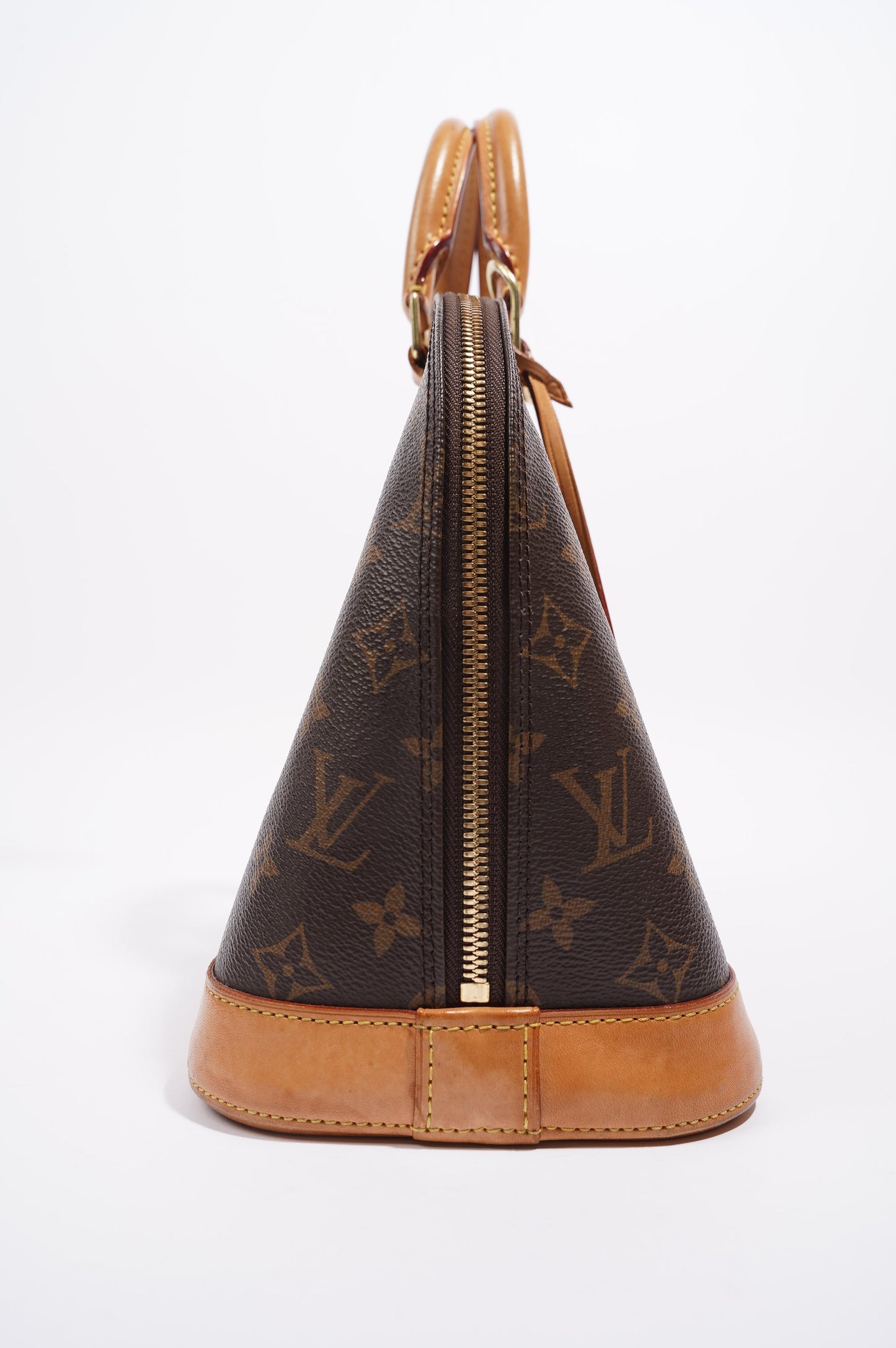 Louis Vuitton Womens Alma Monogram PM