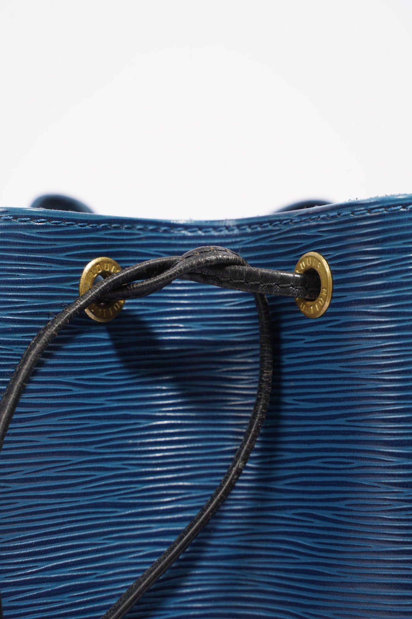 Louis Vuitton Womens Neo Noe Blue Epi Leather