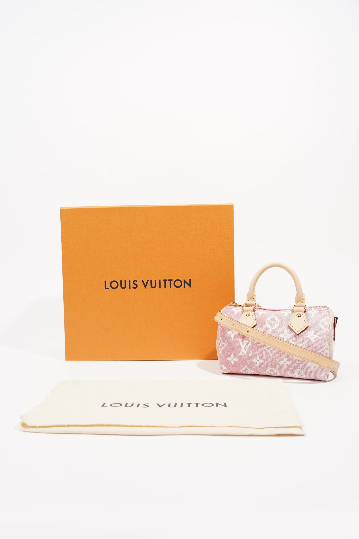 Louis Vuitton Womens Speedy Nano