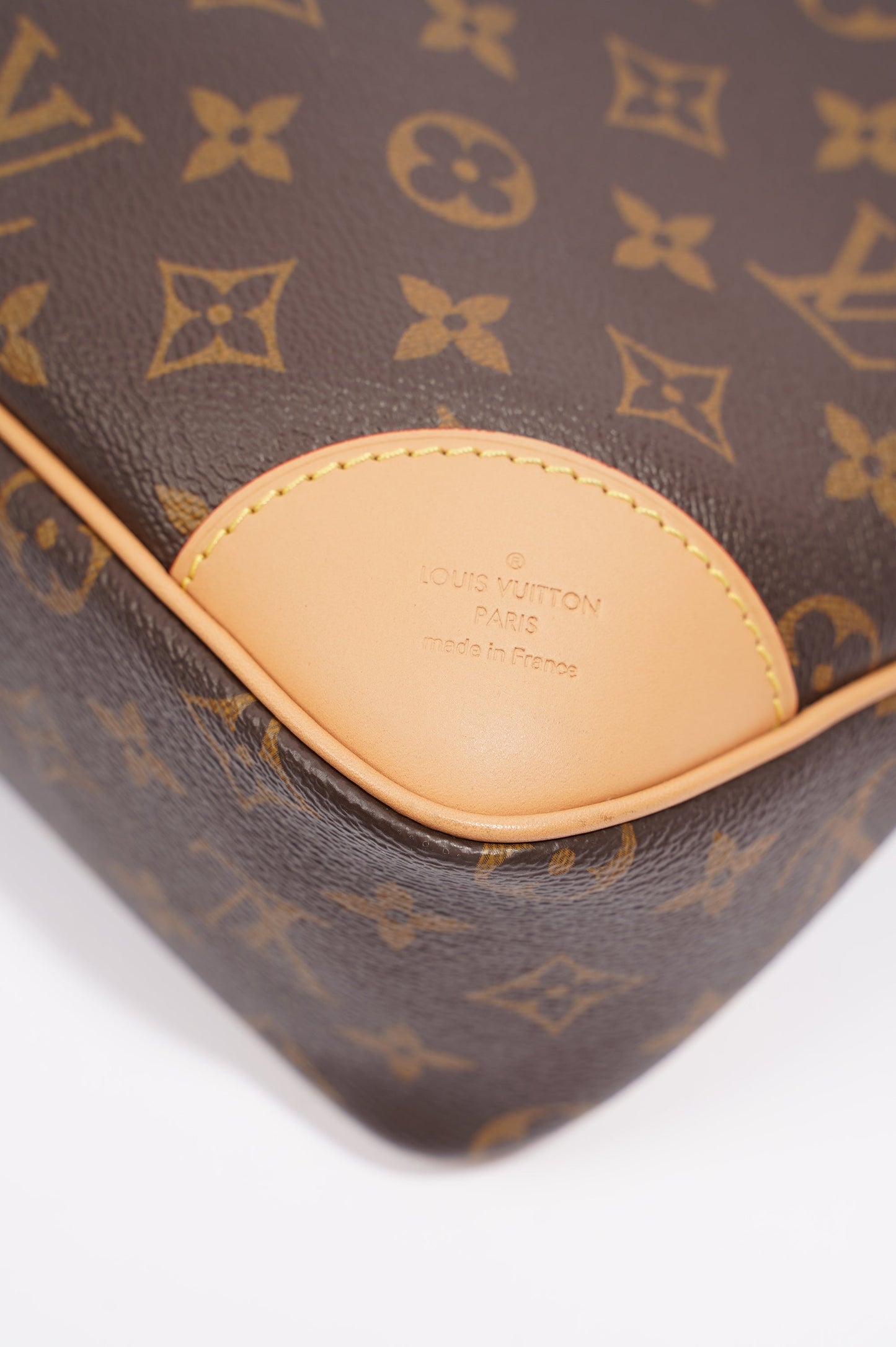 Louis Vuitton Womens Odeon Bag Monogram Canvas MM