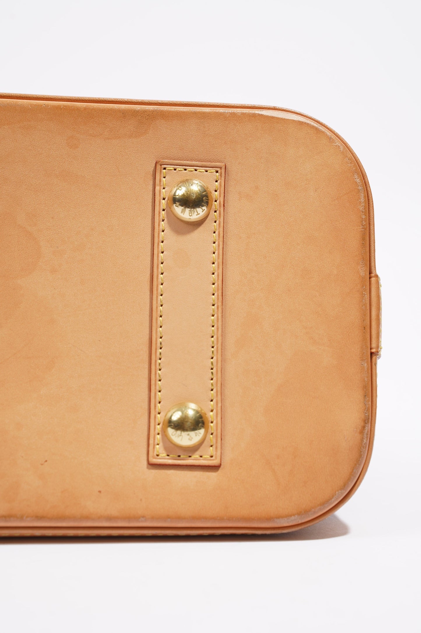 Louis Vuitton Womens Alma Monogram PM
