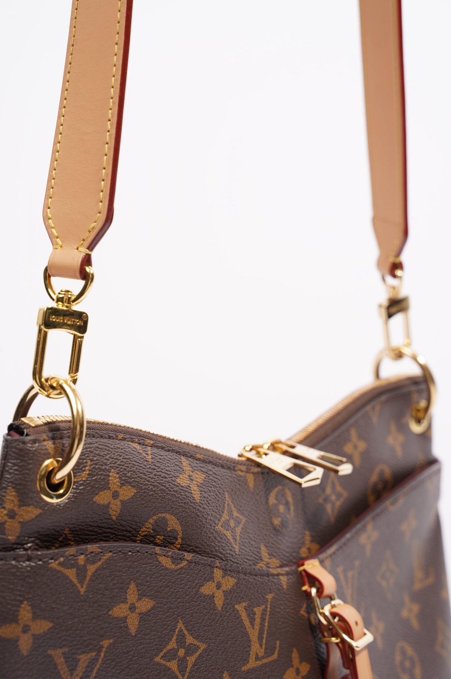 Louis Vuitton Womens Odeon Bag Monogram Canvas MM