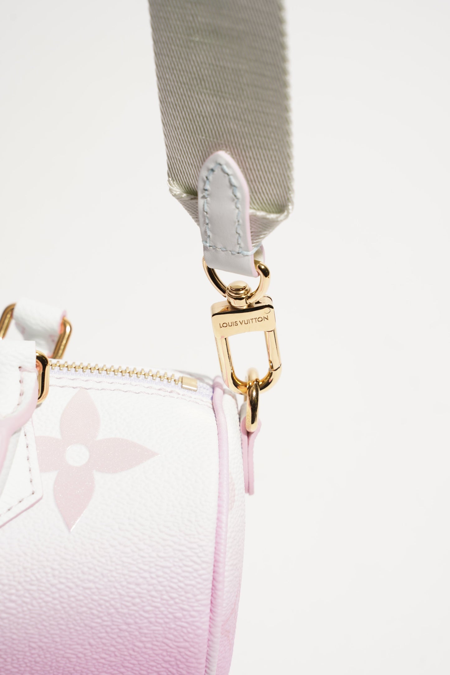 Louis Vuitton Womens Papillon BB Bag