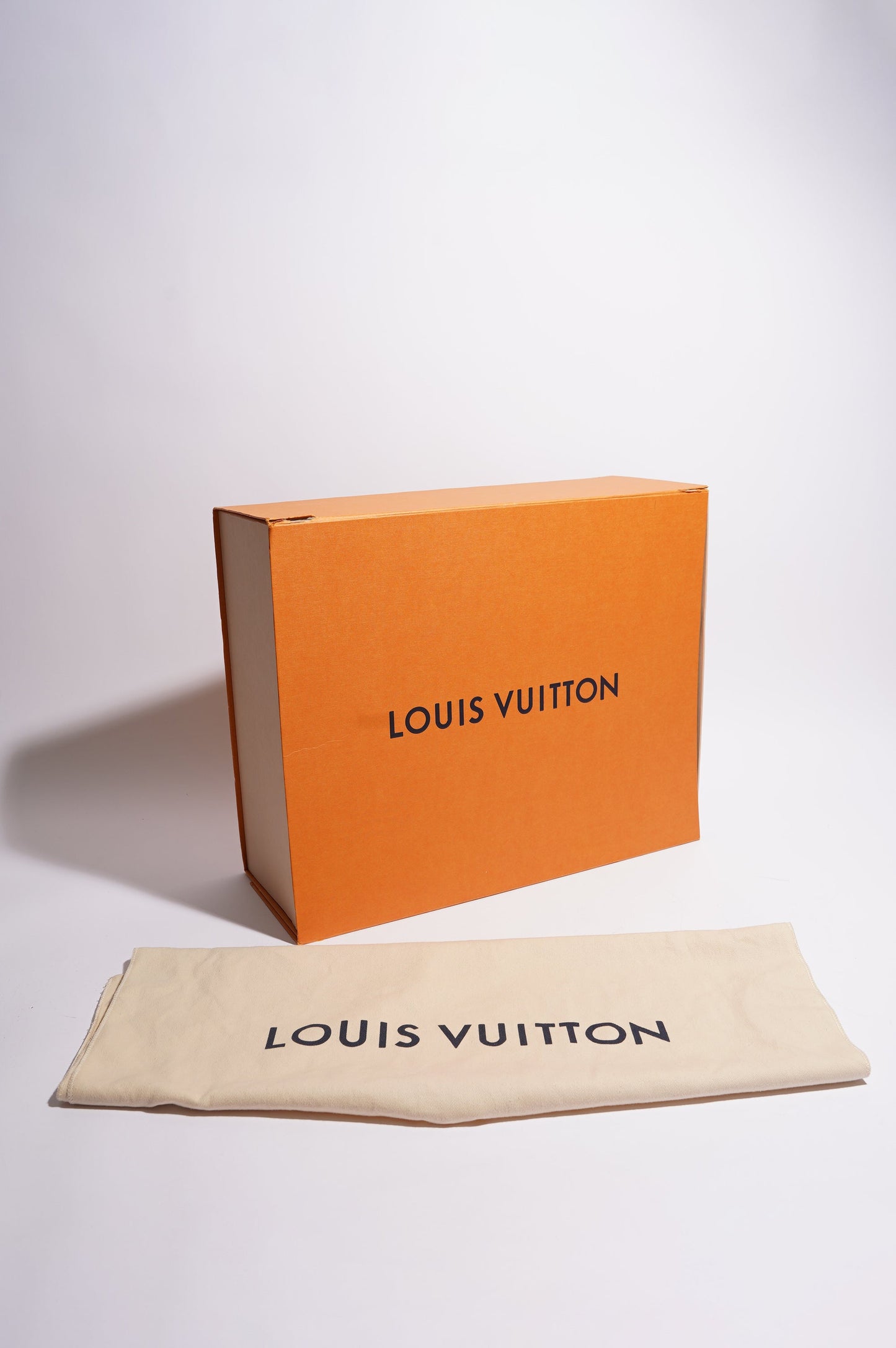 Louis Vuitton Womens Graceful Damier Ebene MM