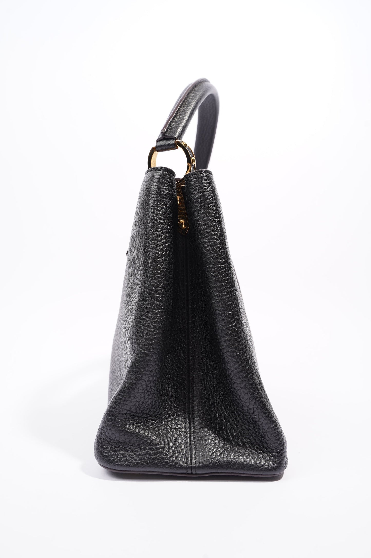 Louis Vuitton Womens Capucines Black Taurillon Leather MM