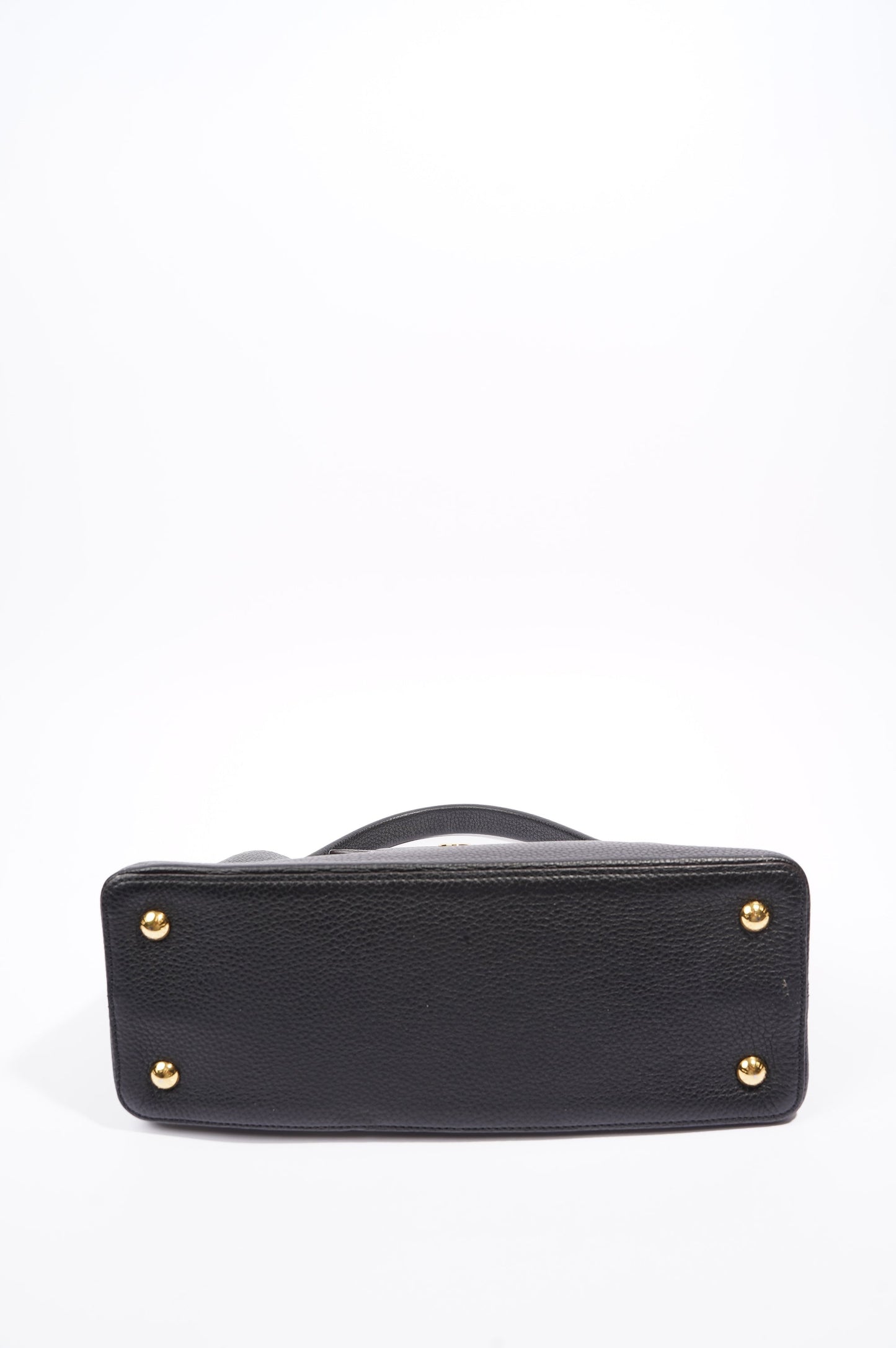 Louis Vuitton Womens Capucines Black Taurillon Leather MM