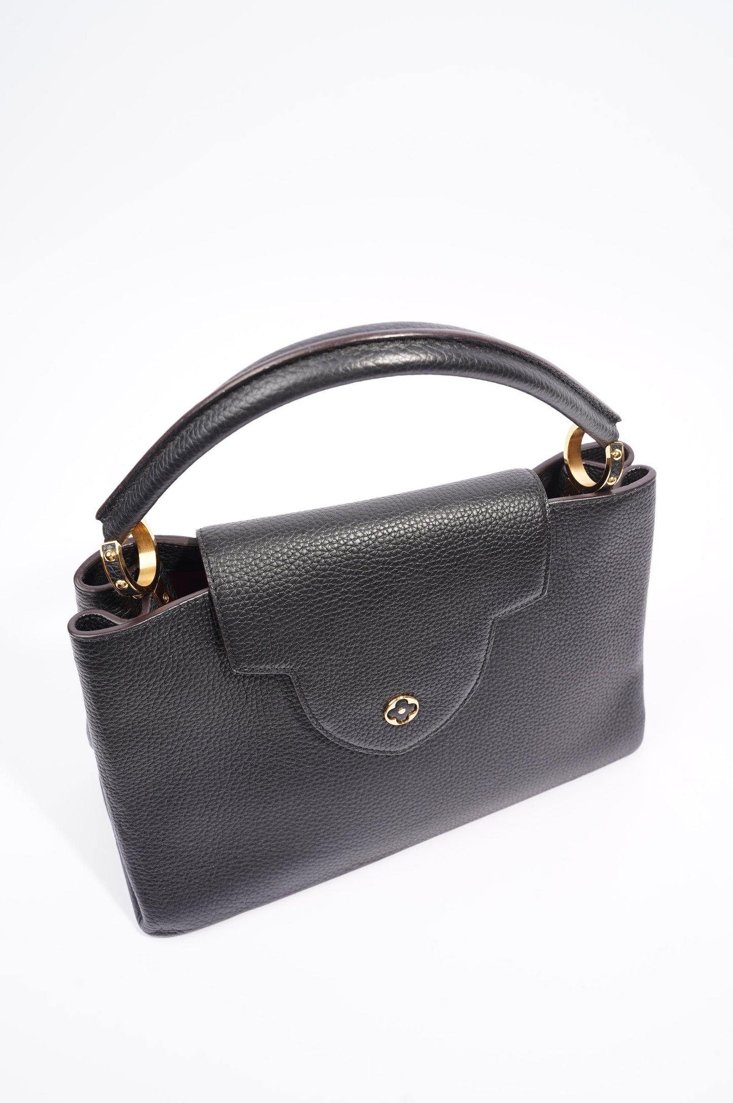 Louis Vuitton Womens Capucines Black Taurillon Leather MM
