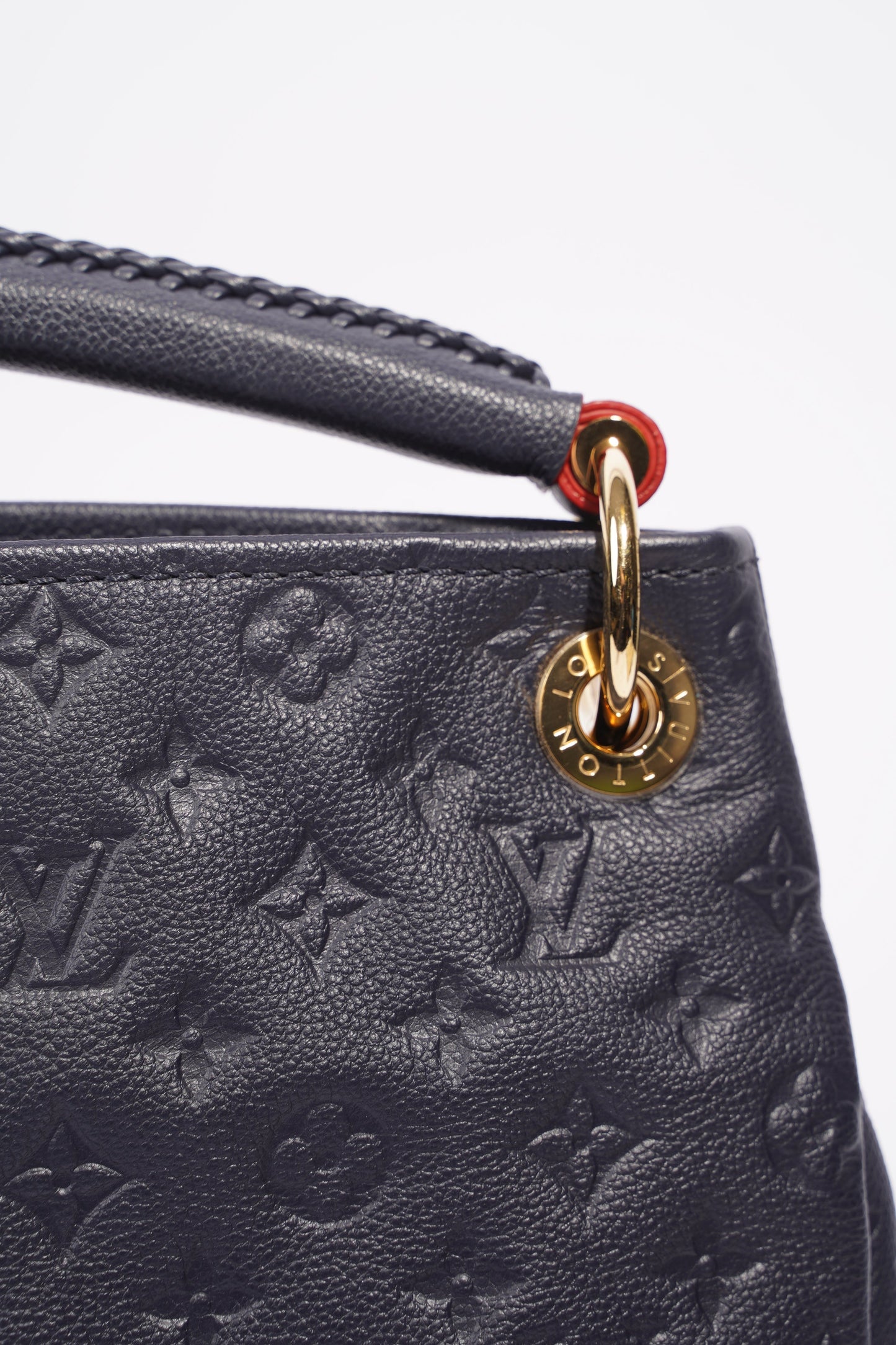 Louis Vuitton Womens Artsy Navy Empreinte Leather MM