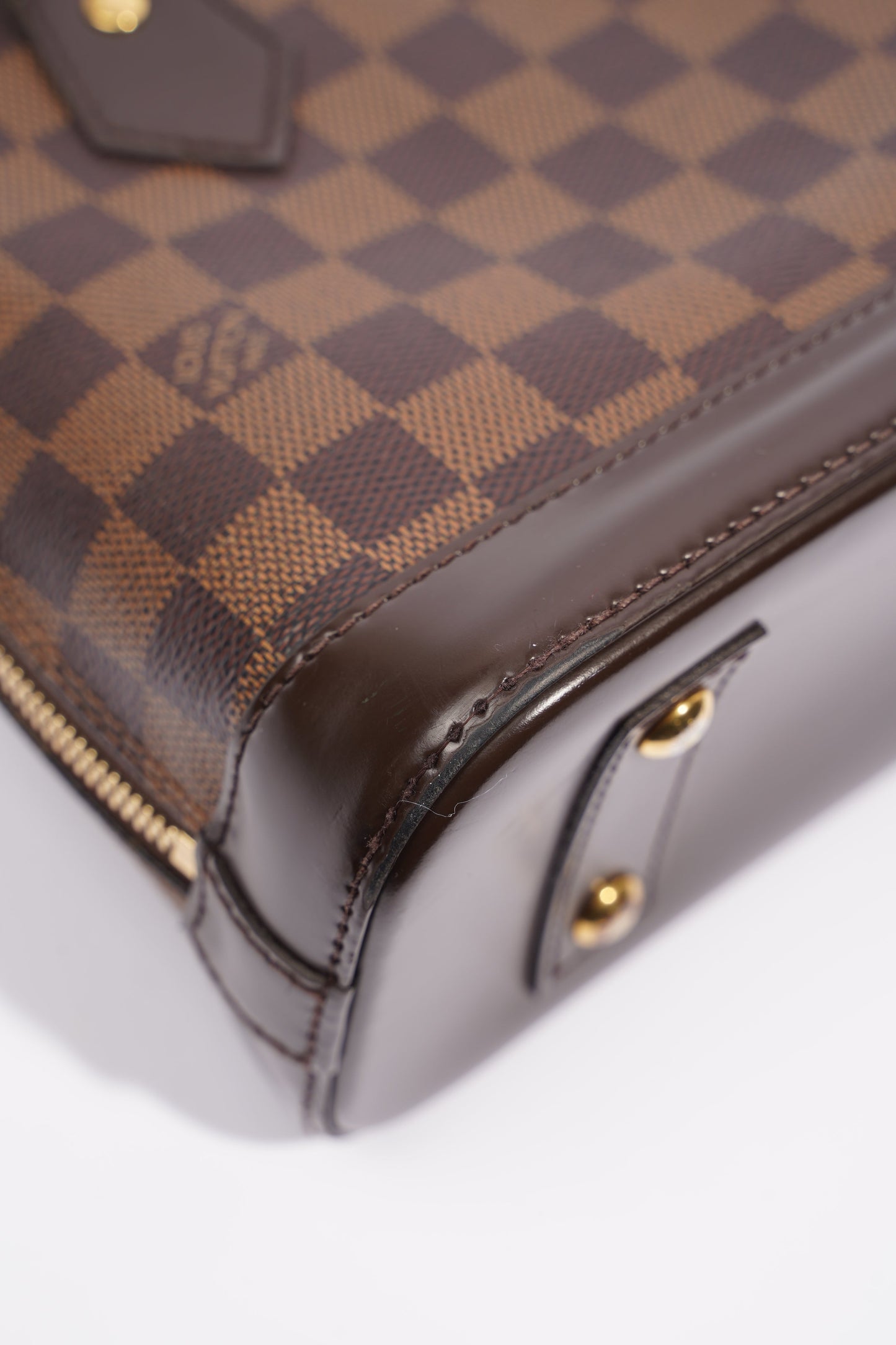 Louis Vuitton Womens Alma Damier Ebene BB