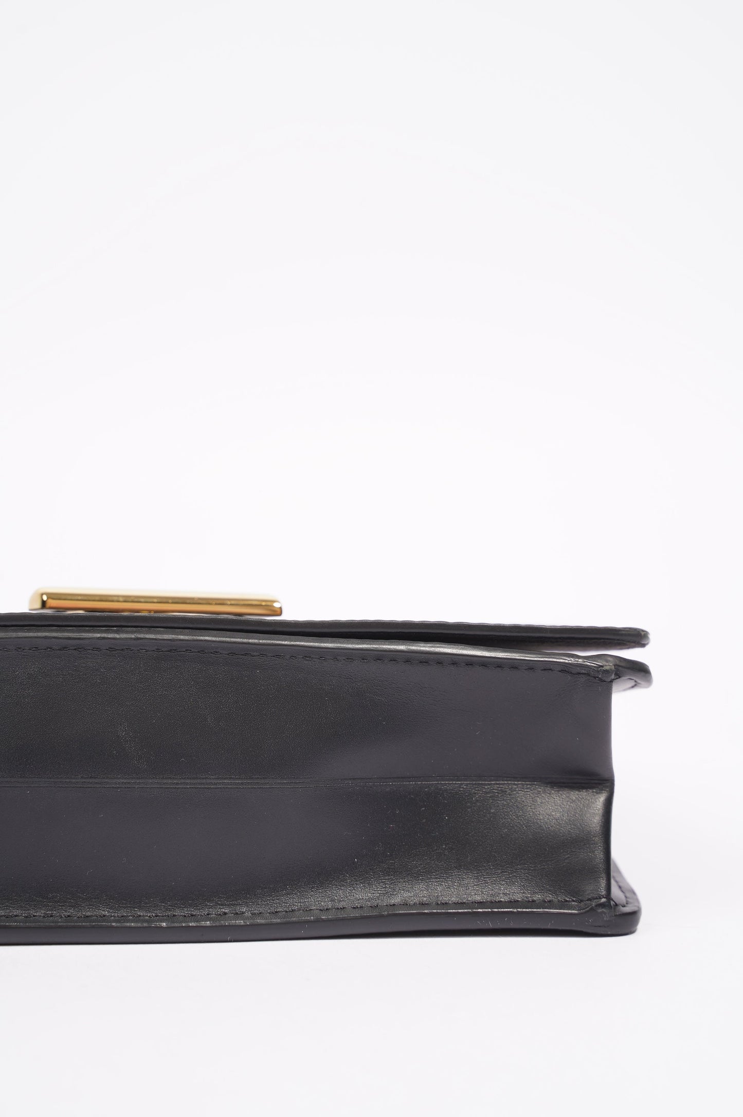 Louis Vuitton Womens Twist Chain Pouch Black Epi Leather
