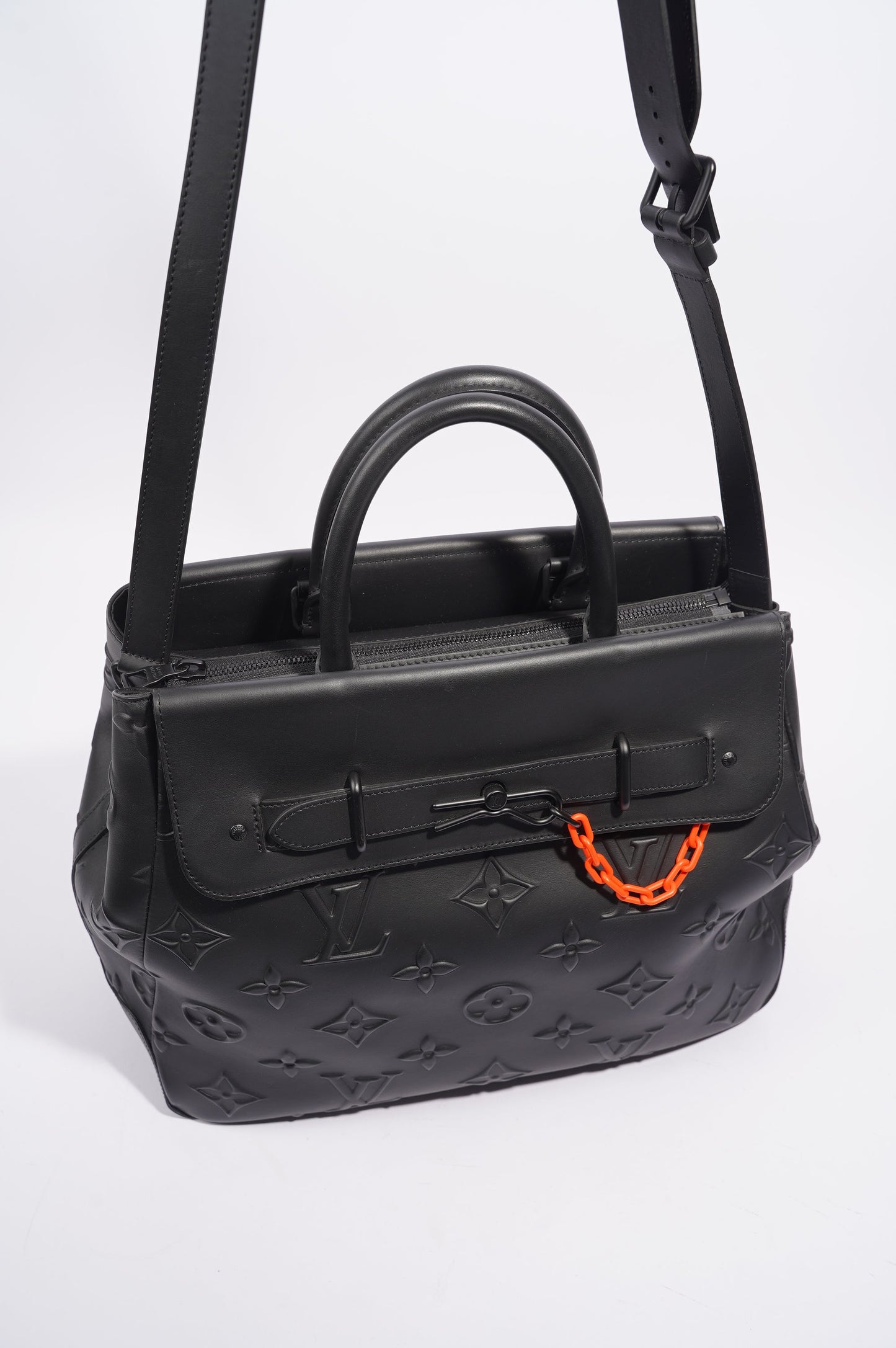 Louis Vuitton Womens Steamer Tote Black