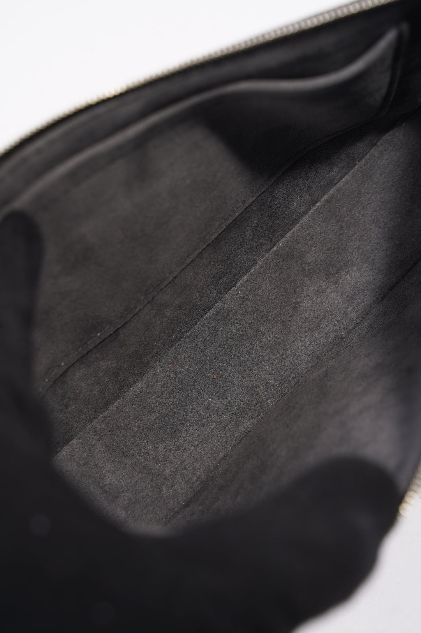 Louis Vuitton Womens Pochette Accessoires Black Epi Leather