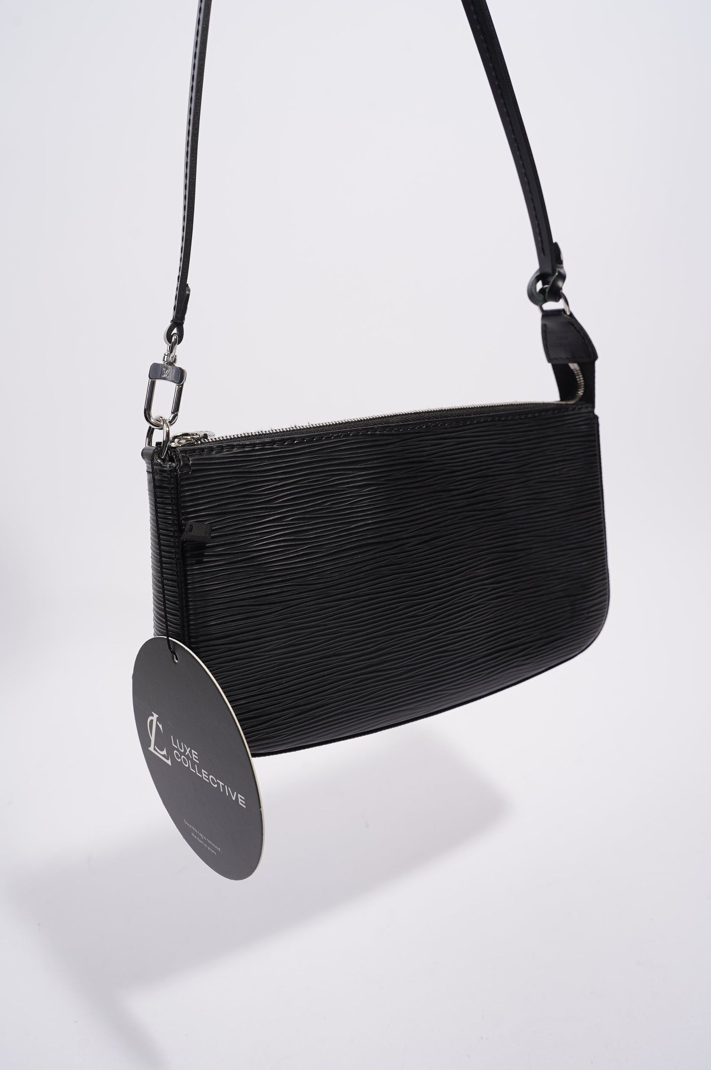 Louis Vuitton Womens Pochette Accessoires Black Epi Leather