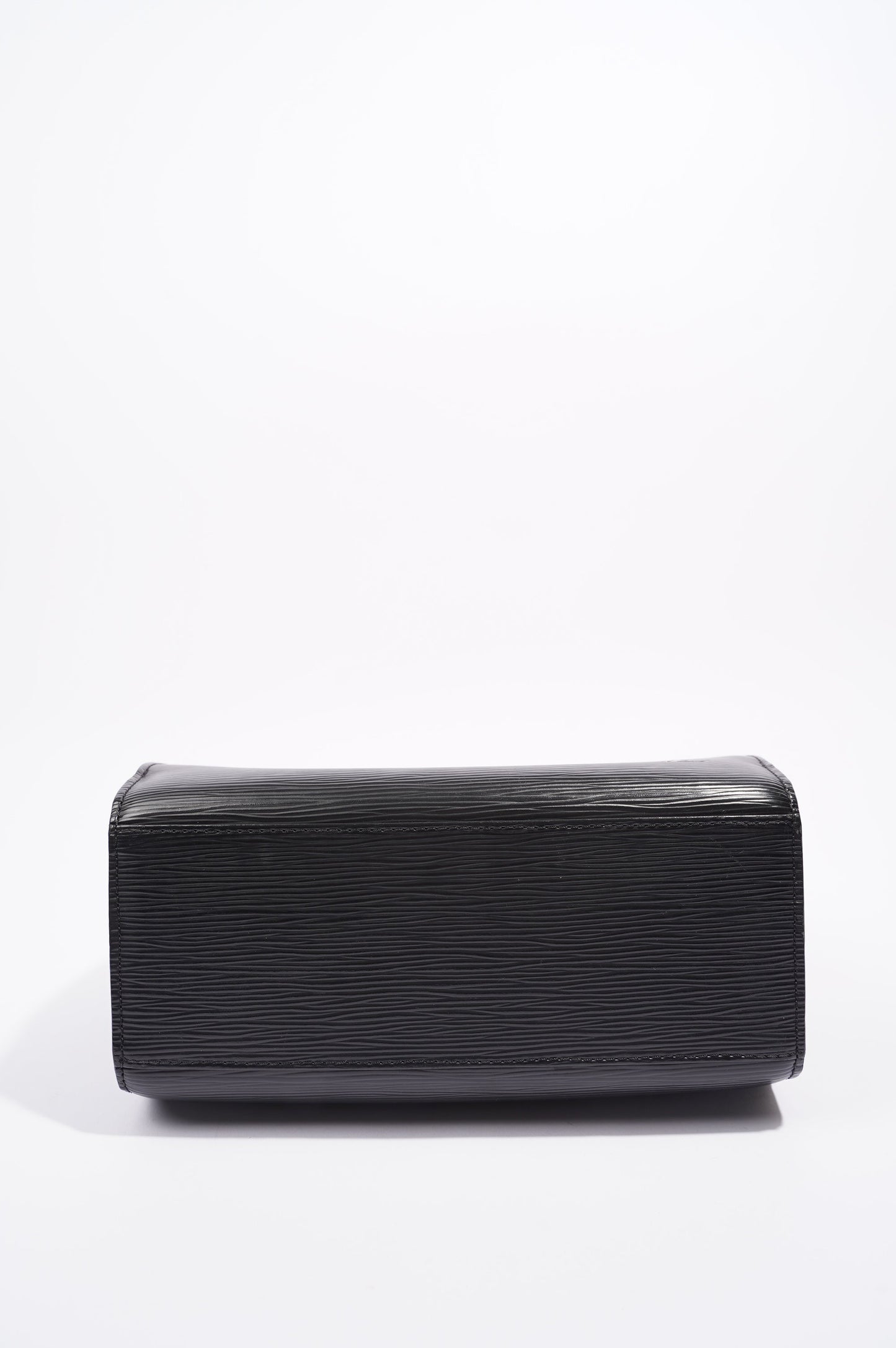 Louis Vuitton Womens Pont Neuf Black Epi Leather
