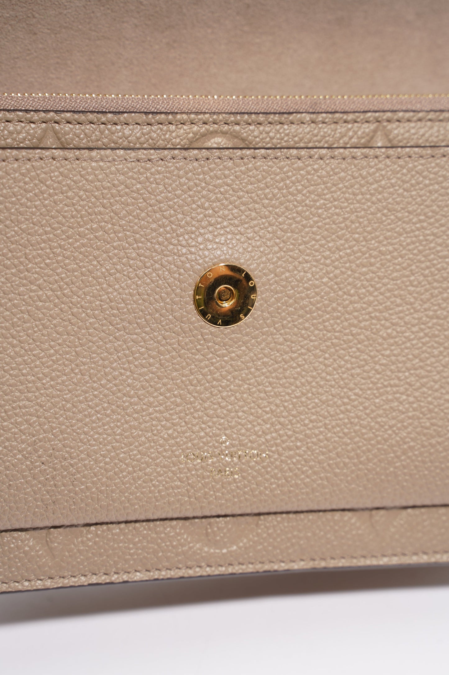 Louis Vuitton Womens Vavin Chain Wallet Beige Empreinte Leather