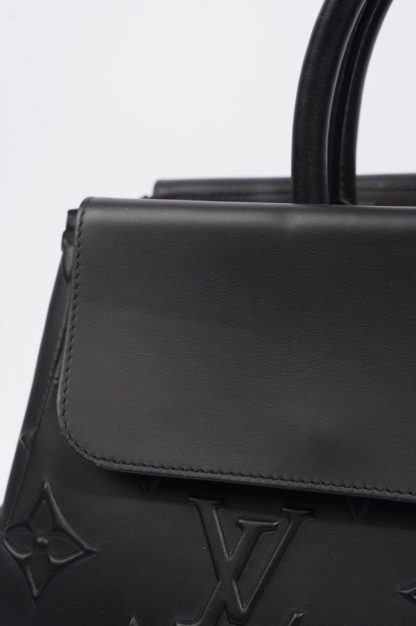 Louis Vuitton Womens Steamer Tote Black