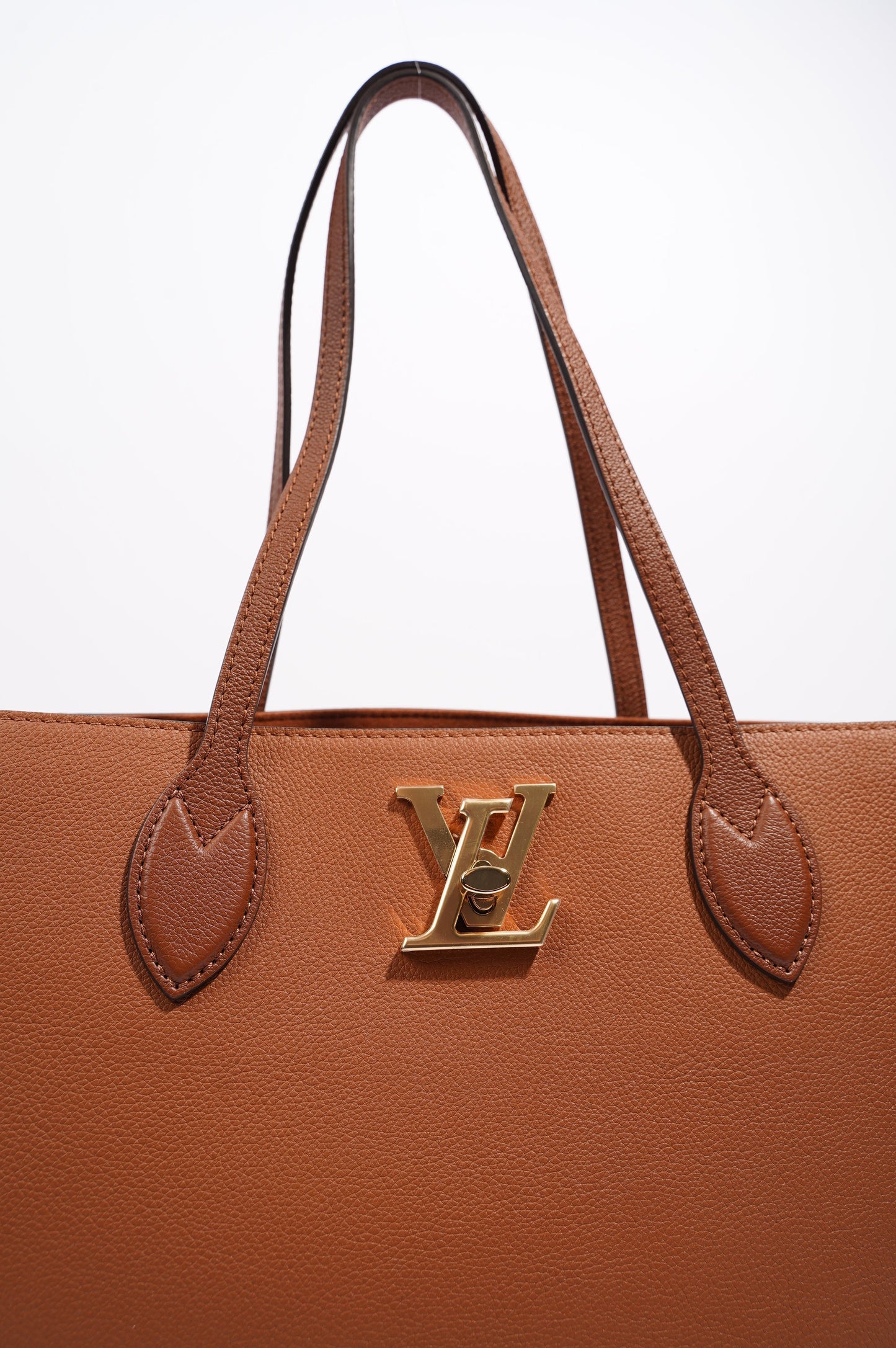 Louis Vuitton Womens Lockme Shopping Bag Chataigne