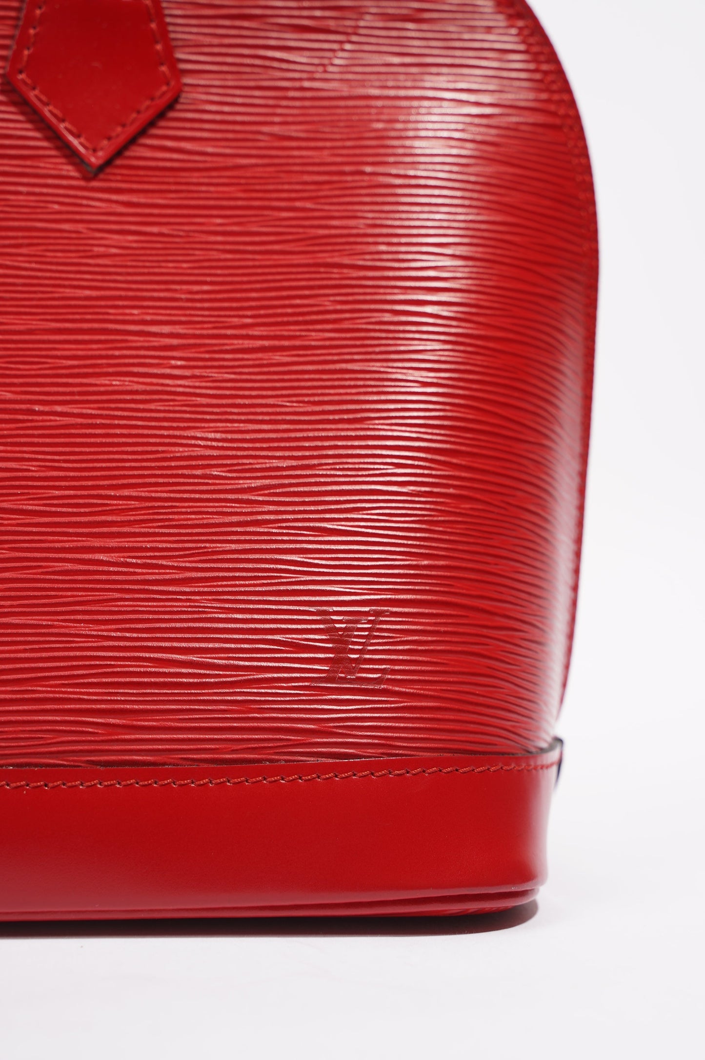 Louis Vuitton Womens Alma Red Epi Leather PM
