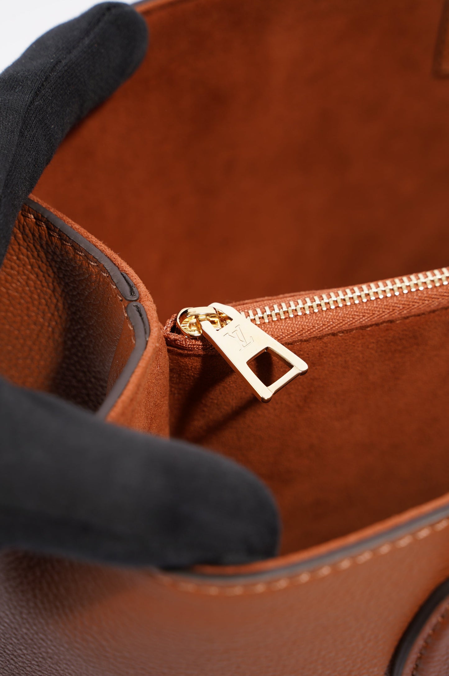 Louis Vuitton Womens Lockme Shopping Bag Chataigne