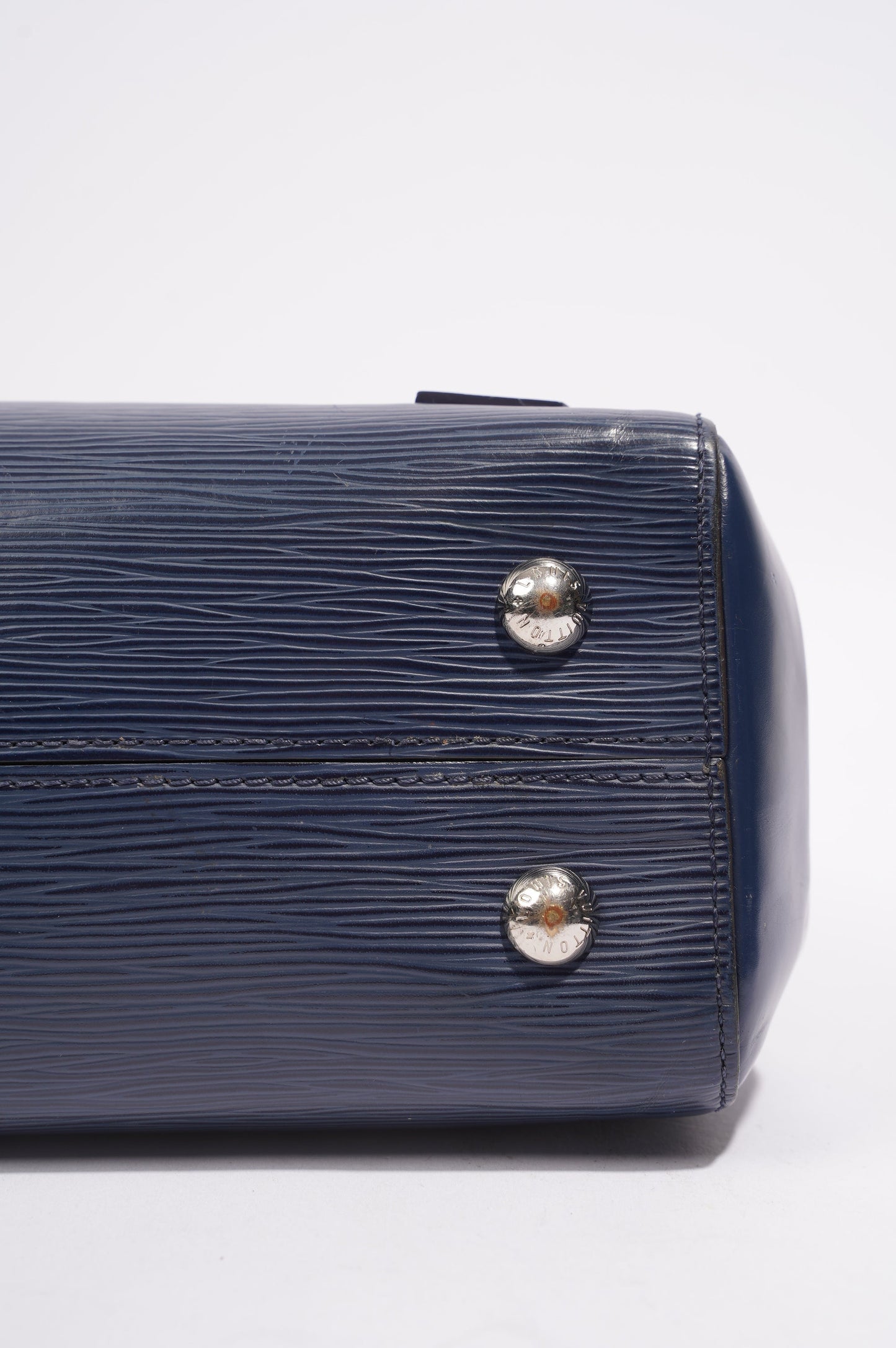 Louis Vuitton Womens Cluny Bag Indigo Epi Leather MM