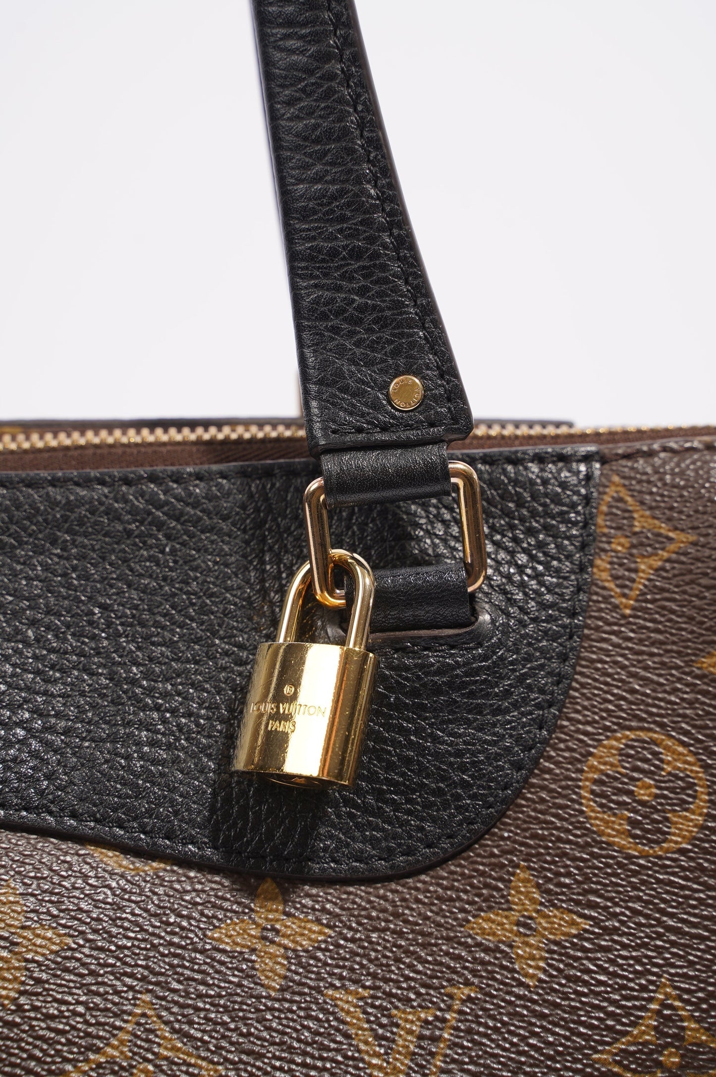 Louis Vuitton Womens Estrella Tote Bag Monogram / Black MM