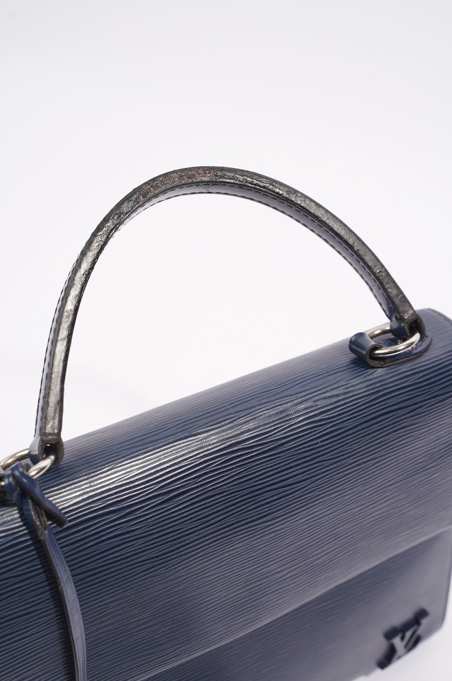Louis Vuitton Womens Cluny Bag Indigo Epi Leather MM