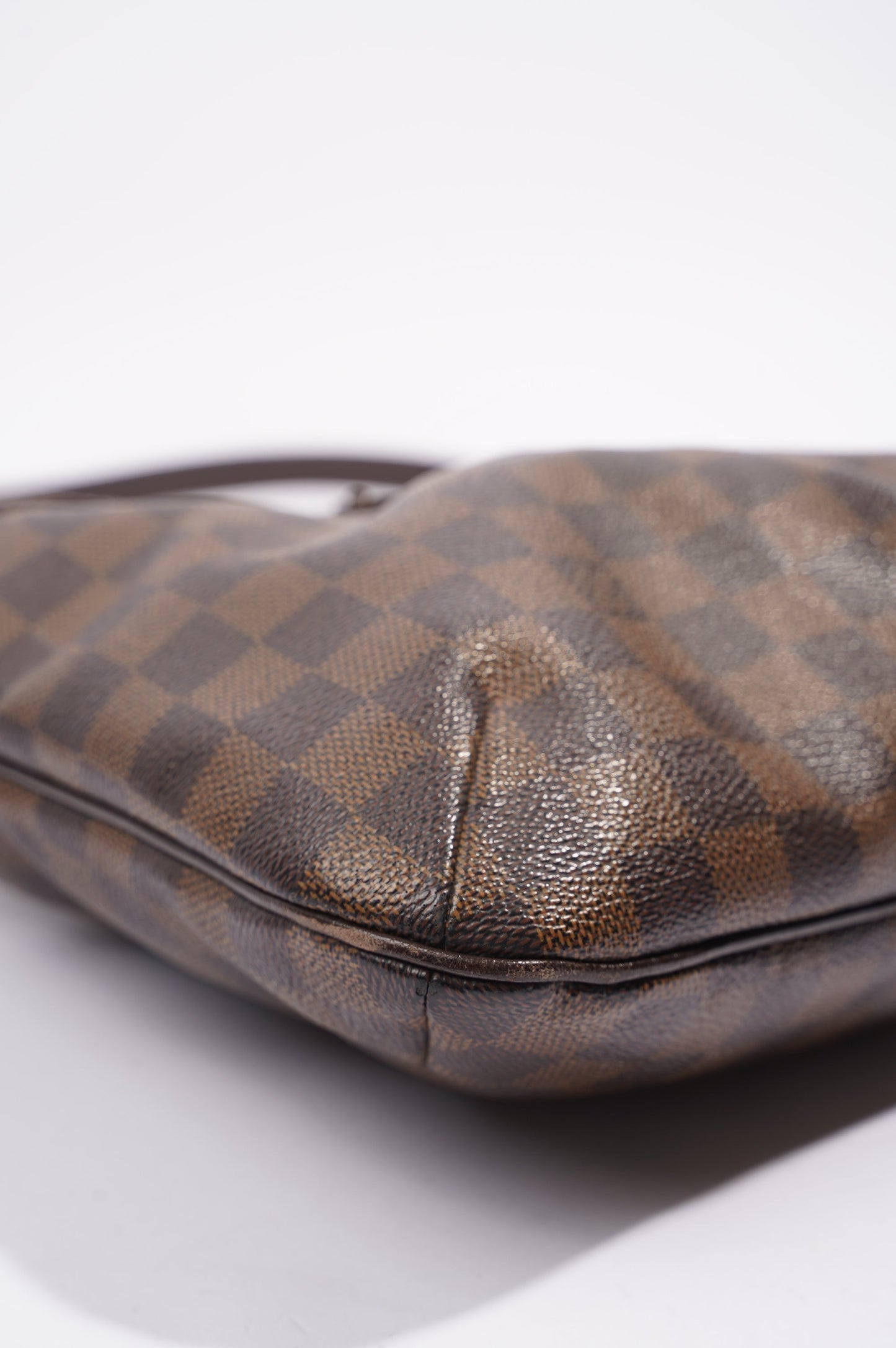 Louis Vuitton Womens Vintage Bloomsbury Damier Ebene