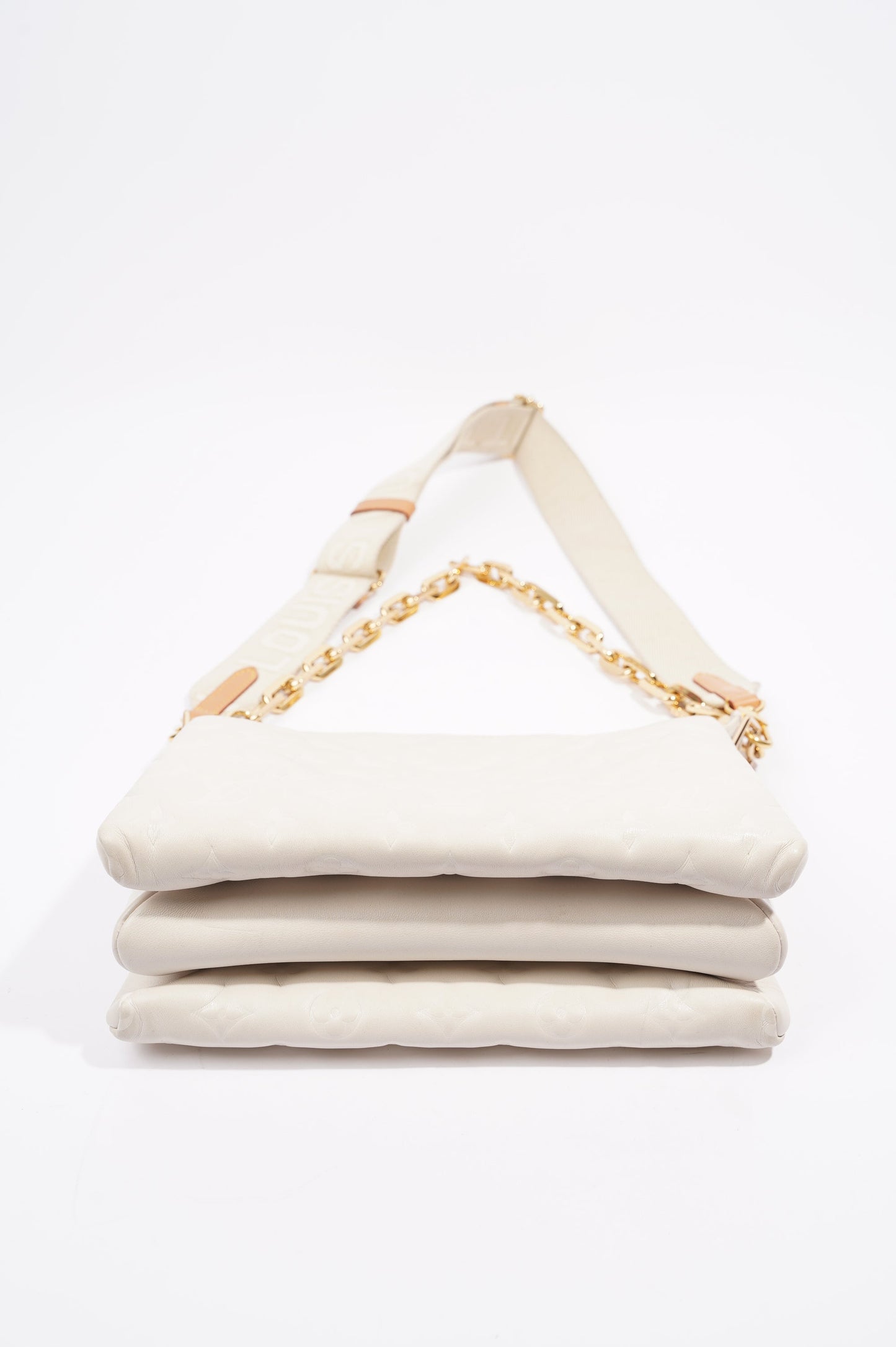 Louis Vuitton Womens Coussin Cream PM