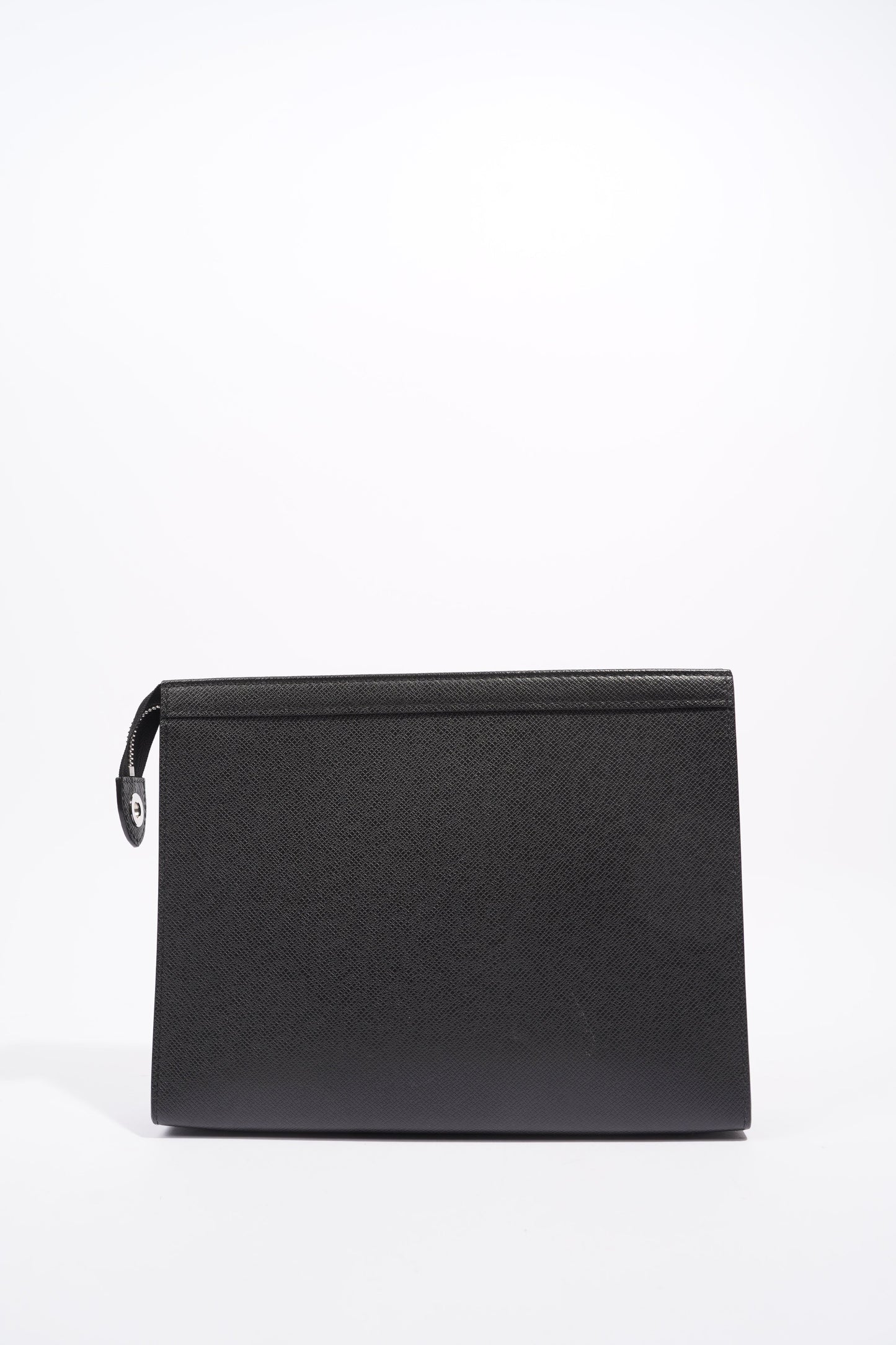 Louis Vuitton Mens Pochette Voyage Black MM