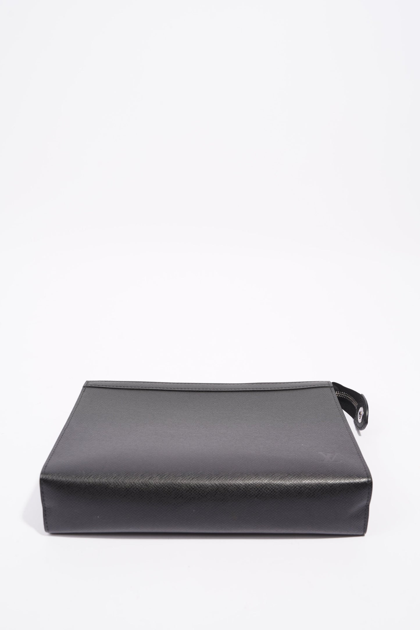 Louis Vuitton Mens Pochette Voyage Black MM