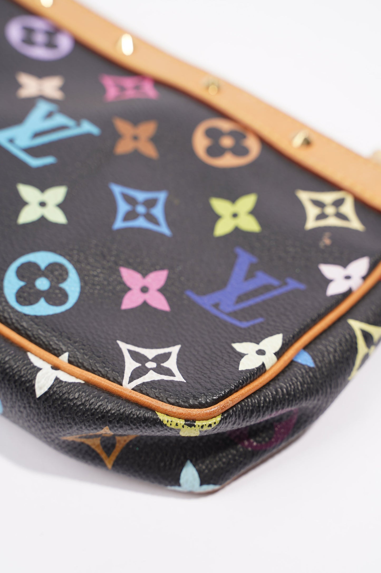 Louis Vuitton Womens Vintage Pochette Accessoire Black / Multicolour