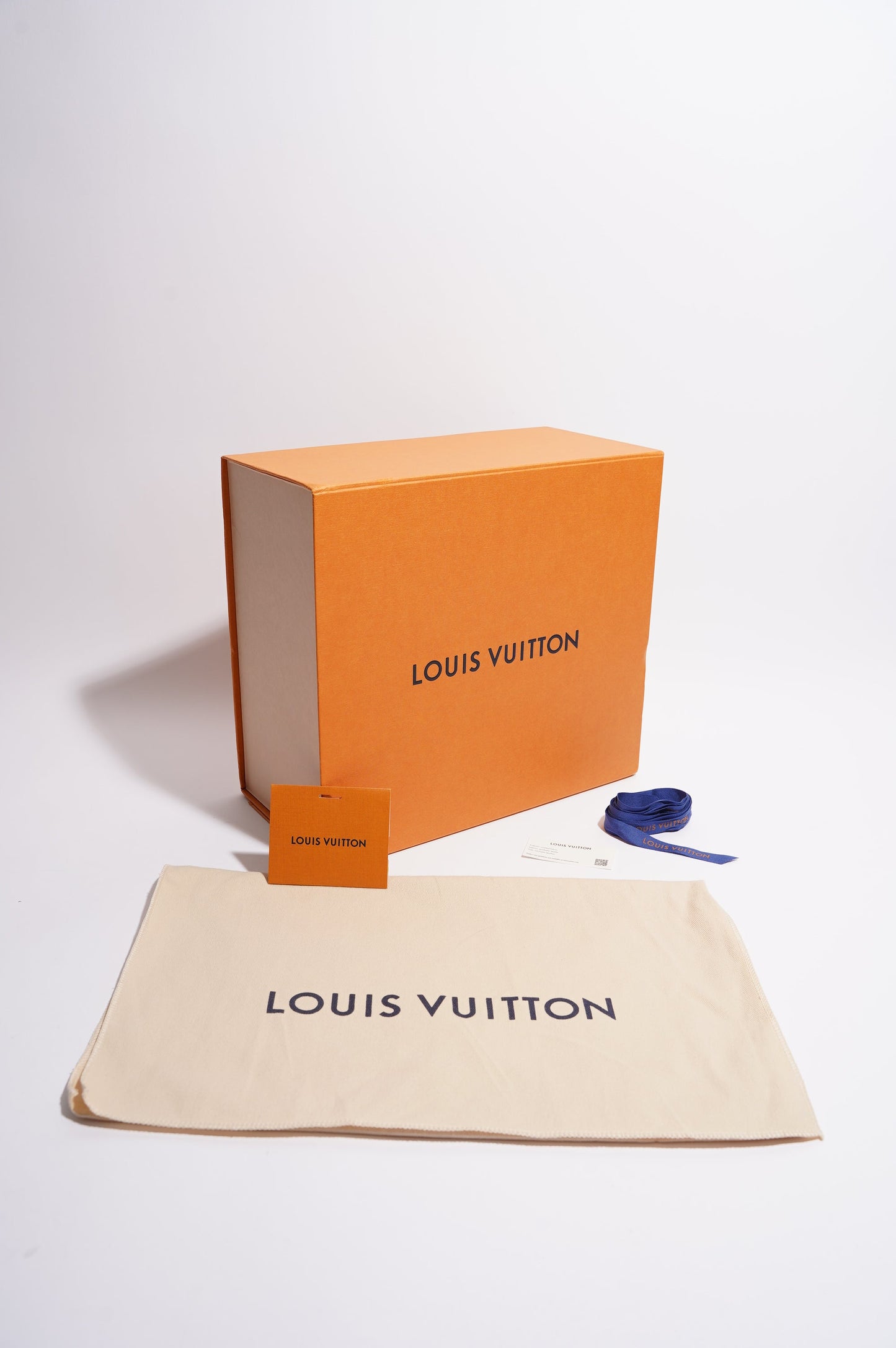 Louis Vuitton Womens Loop Bag Monogram Canvas PM