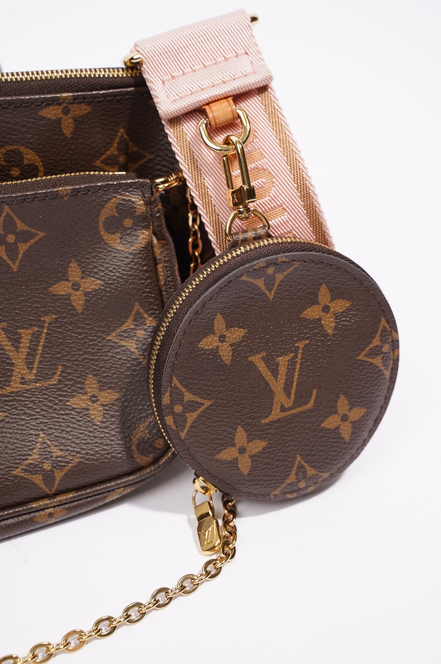 Louis Vuitton Womens Multi Pochette Accessoire Monogram