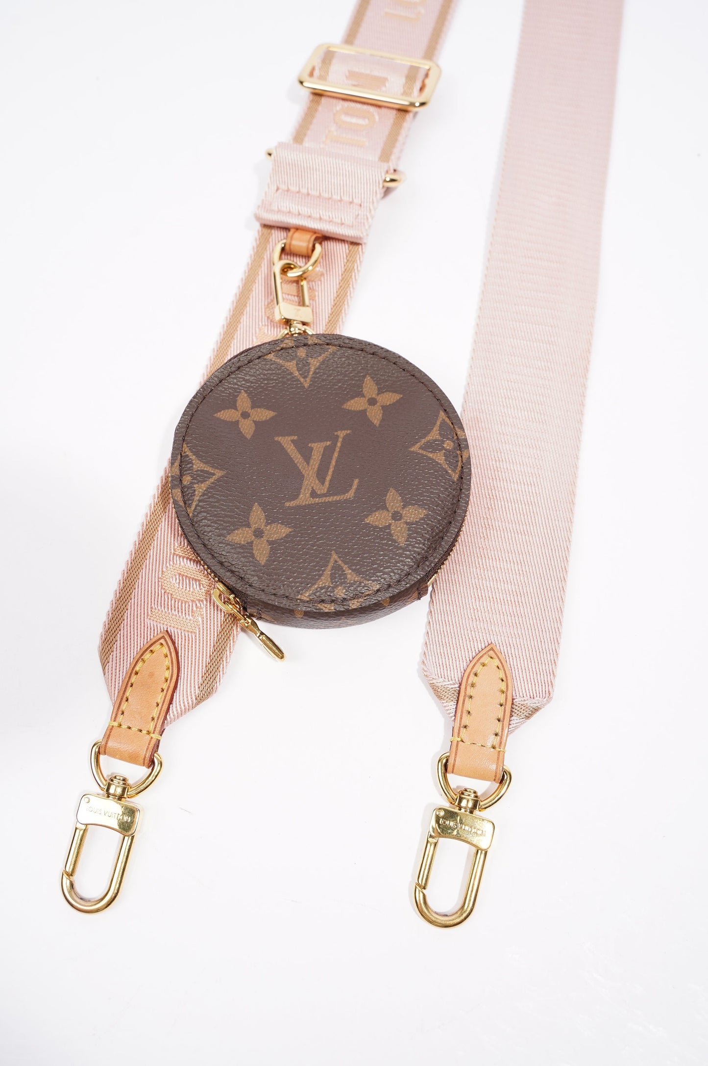 Louis Vuitton Womens Multi Pochette Accessoire Monogram