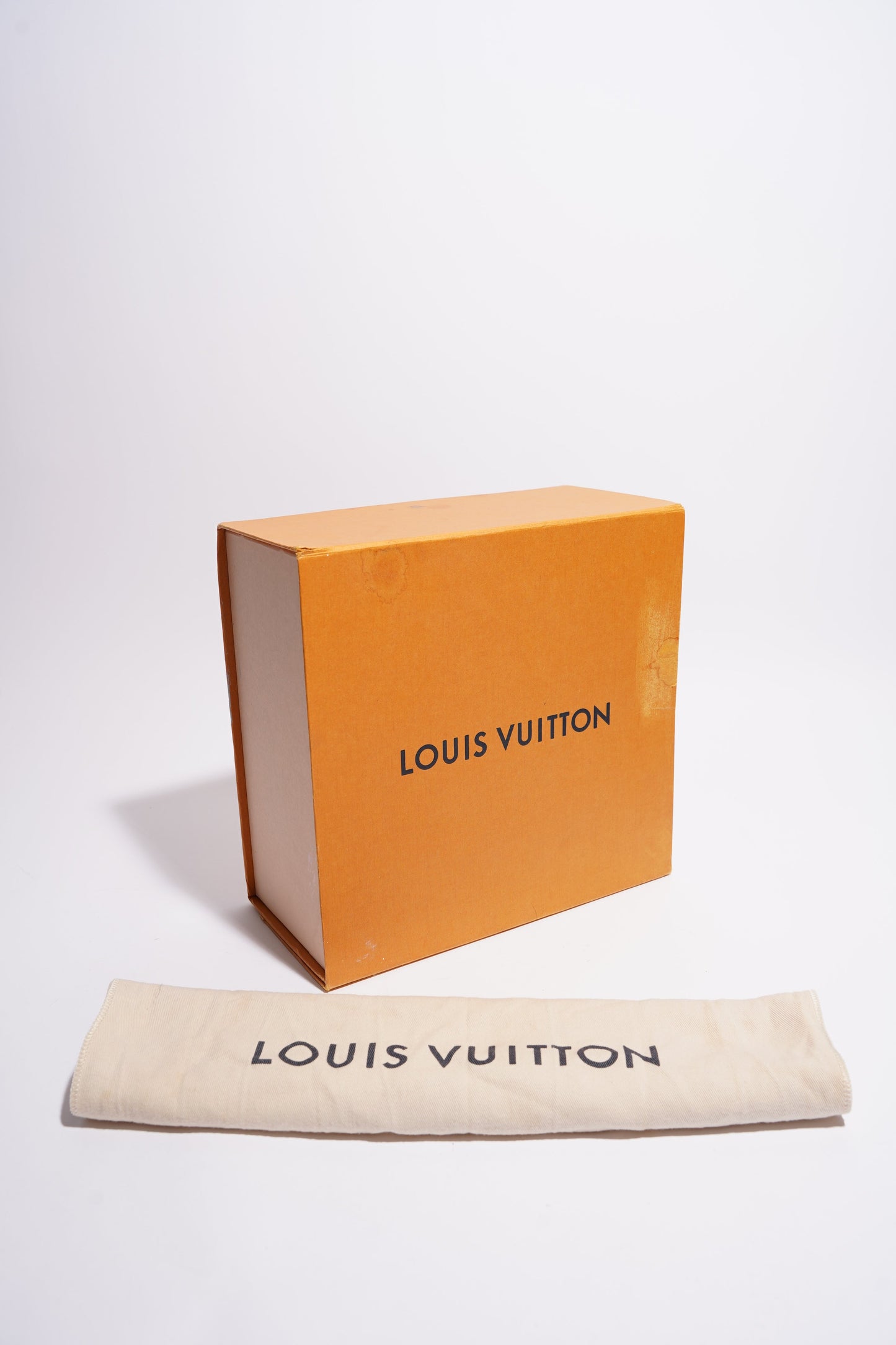 Louis Vuitton Womens Alma Black Epi Leather BB